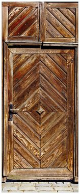 Wallario Glasbild, Alte Holztür mit diagonalem Muster, in verschiedenen Ausführungen