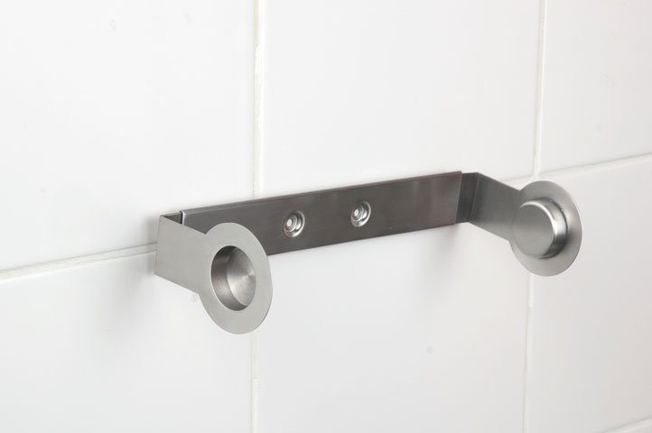WENKO Küchenrollenhalter Modell Cerri, Papierrollenhalter für die Küche zur Wandmontage, rostfreier Edelstahl