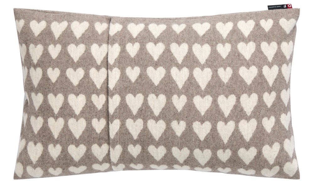 DAVID FUSSENEGGER Kissenhülle Silvretta 'Herzen' 30 x 50 cm günstig online kaufen