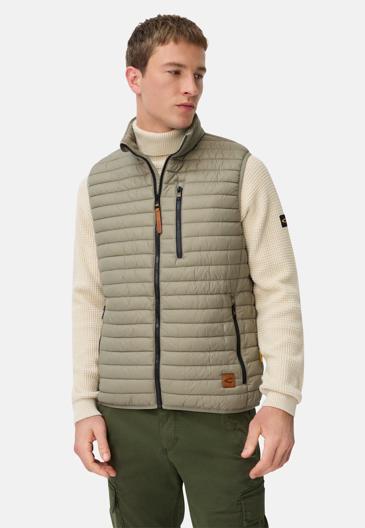 camel active Funktionsweste aus recyceltem Polyamid ärmellos Stehkragen Weste_Outdoor-Weste