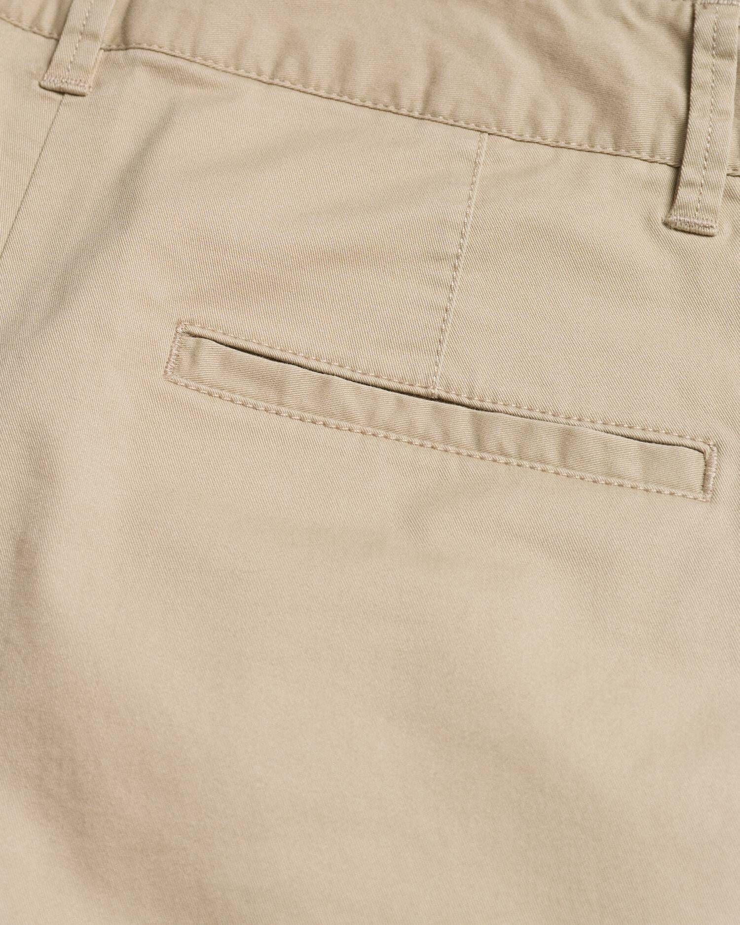 Gant FIT CHINO Shorts (1-tlg) Shorts SLIM sand Damen (21)