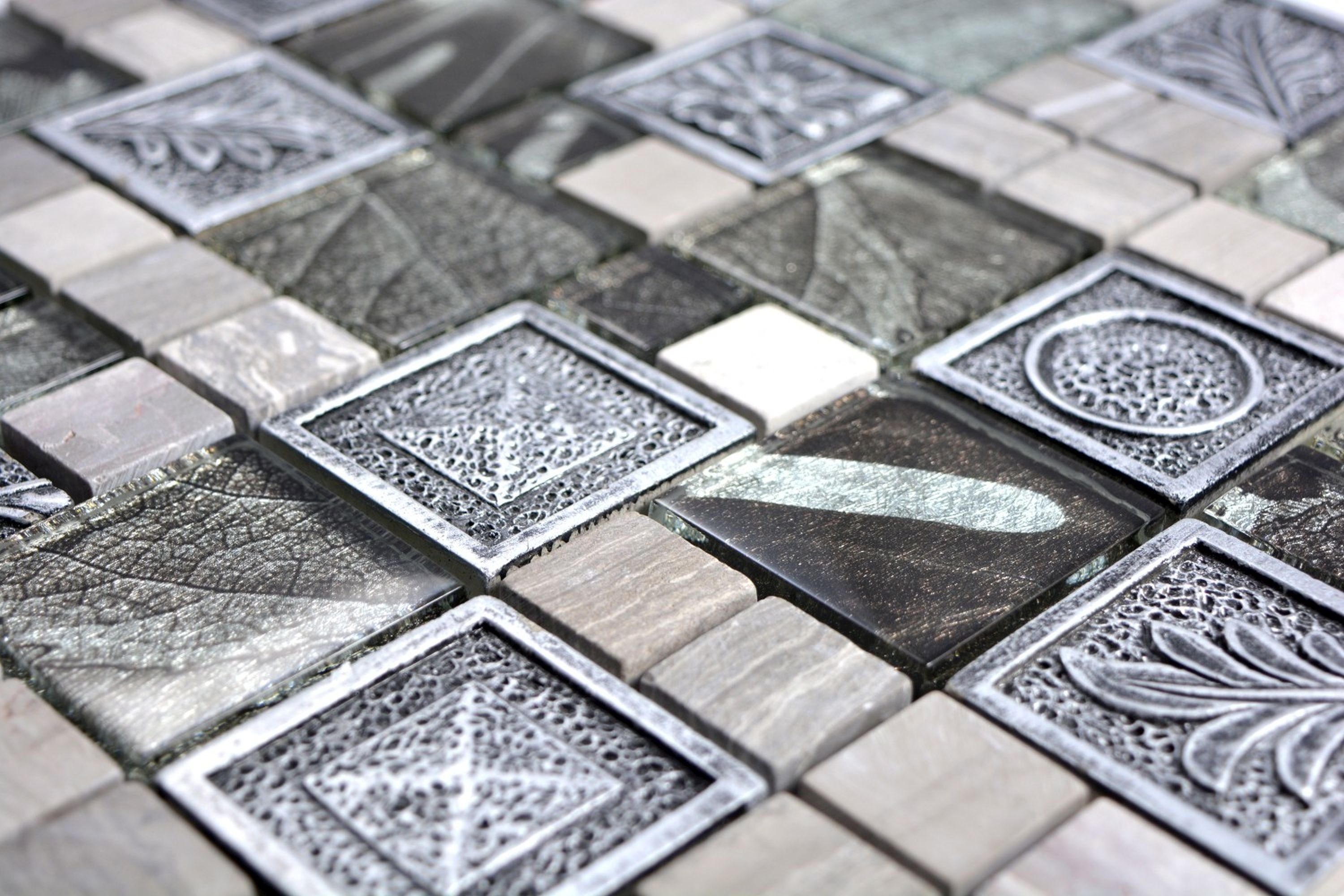 Mosani Mosaikfliesen Glasmosaik Kunststein Mosaikfliesen silber Resin grau