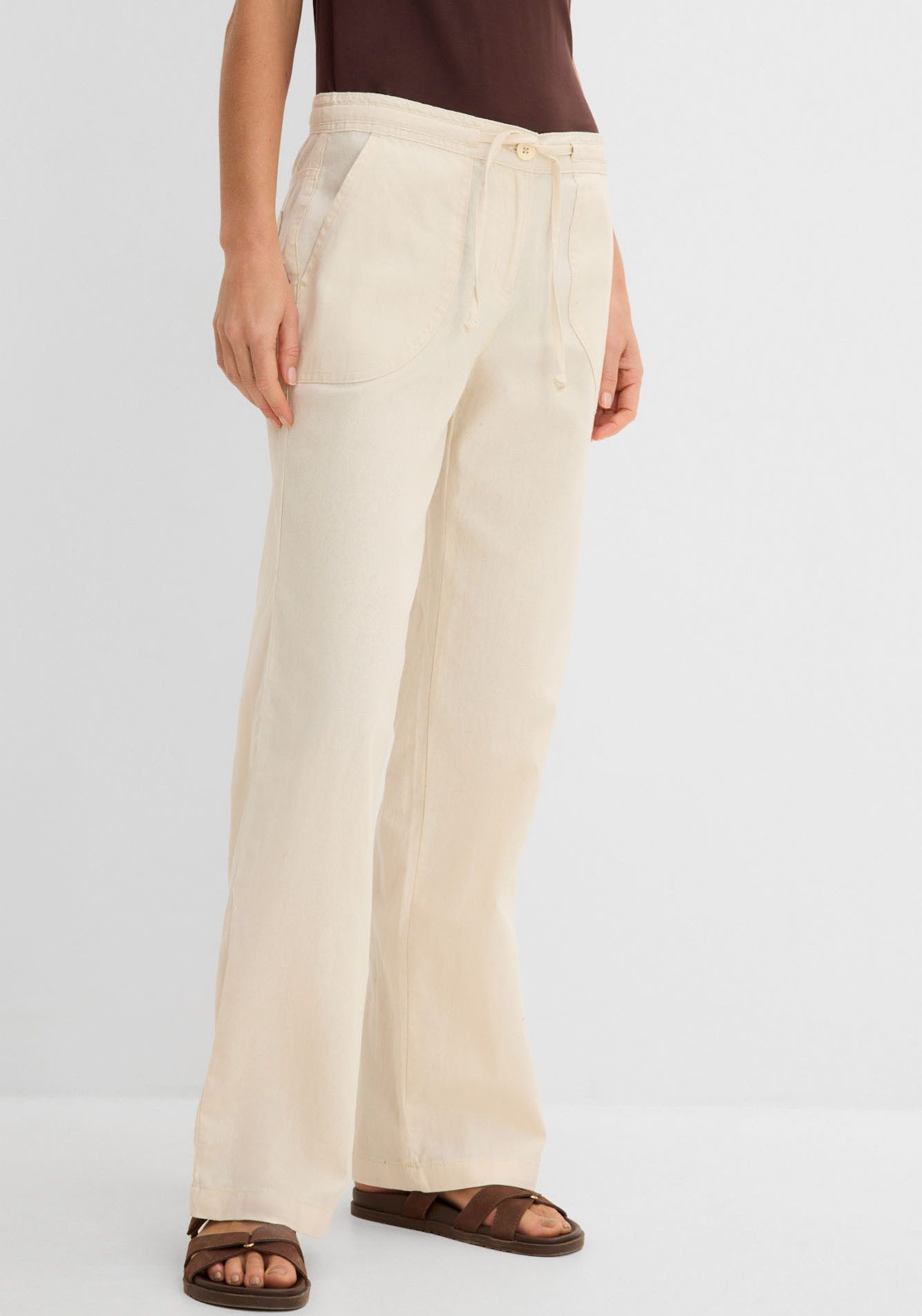 bonprix Leinenhose Loose Fit, mit Kordelzugbund, mit Eingrifftaschen, mit Gesäßtaschen. Reduzierter Preis € 20,99. Unverbindliche Preisempfehlung € 29,99
