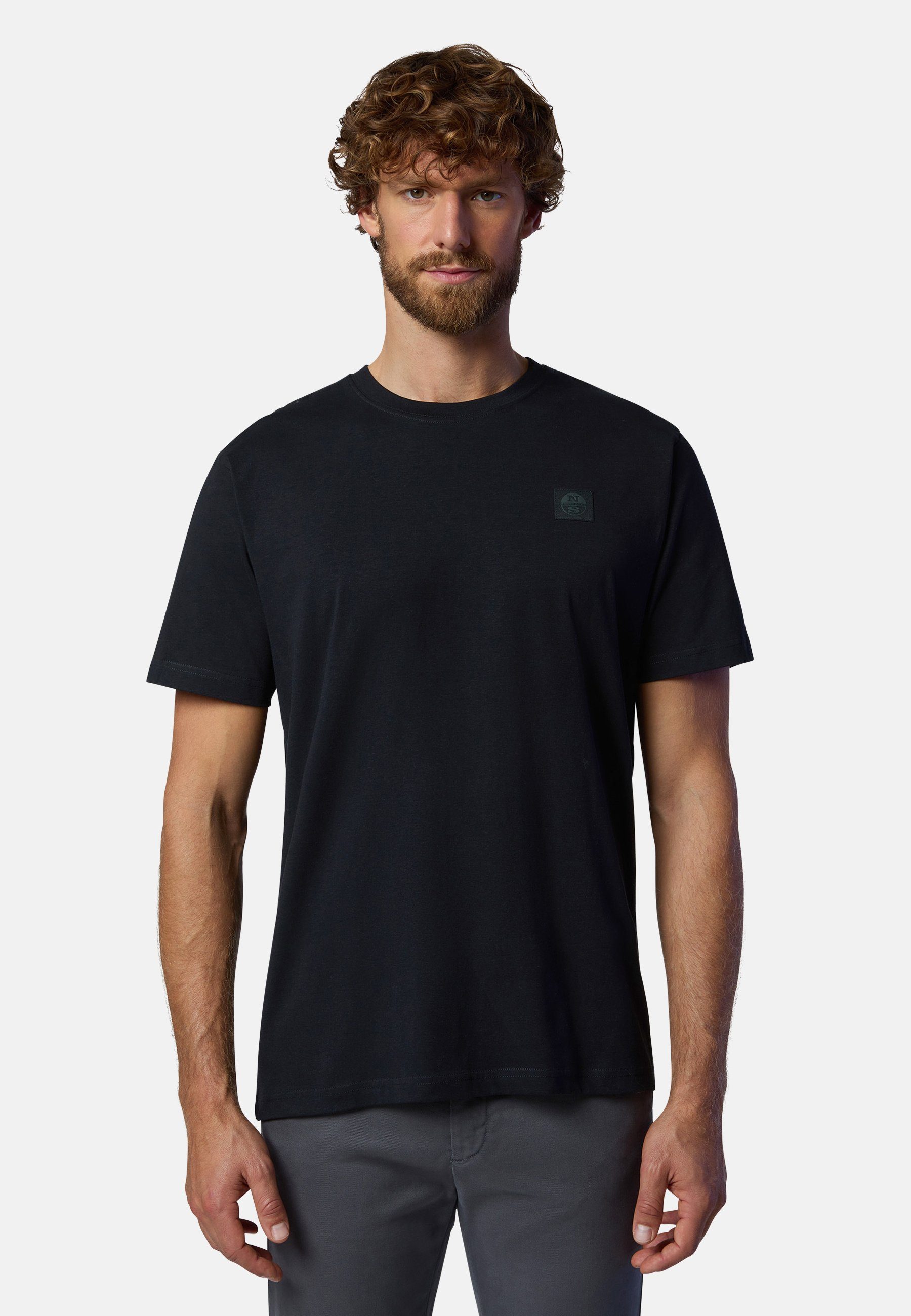 klassischem T-Shirt BLACK Logo-Aufnäher MILKY North T-Shirt mit Sails Design mit