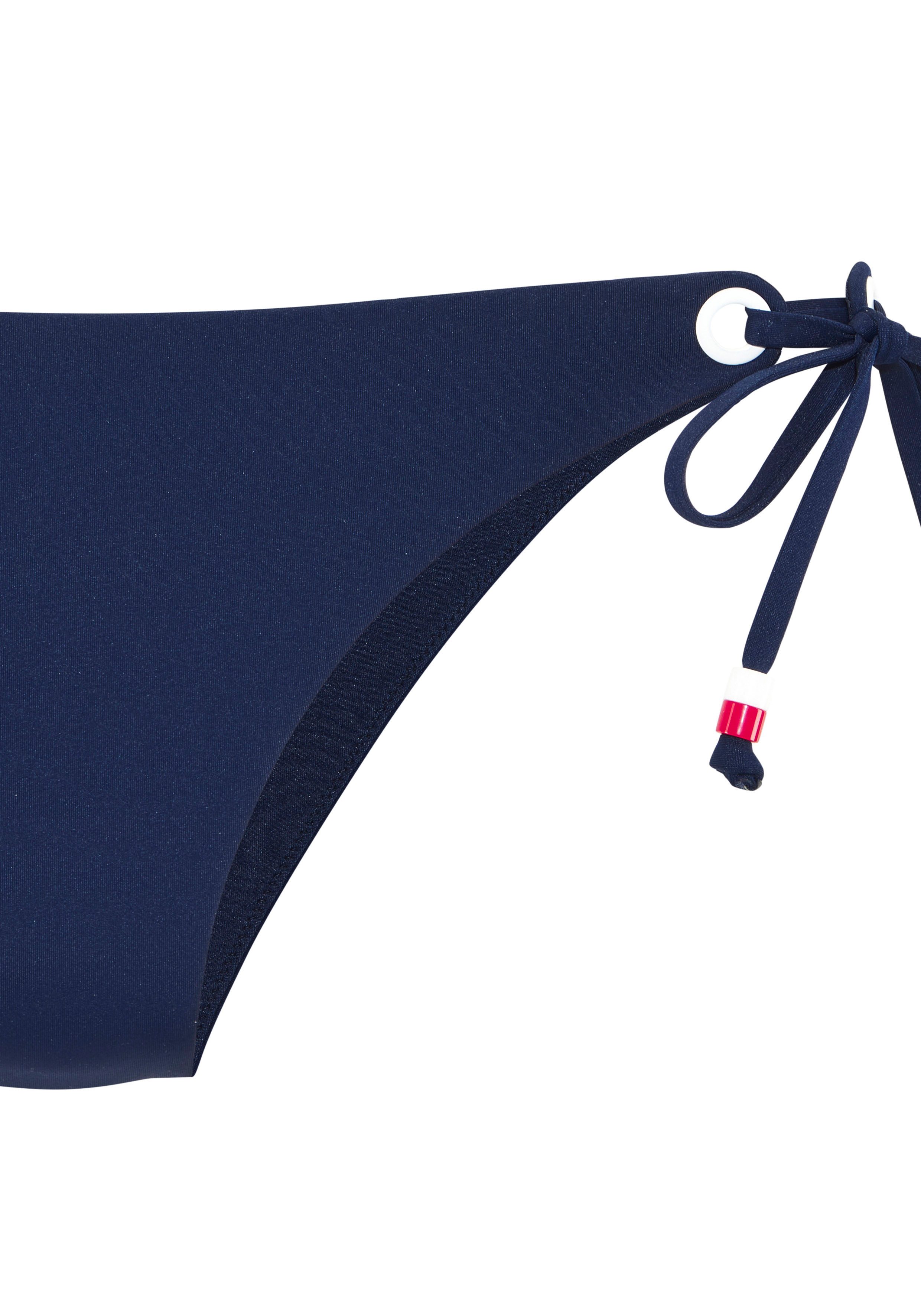 s.Oliver Bikini-Hose Beverly mit kontrastfarbigen Zierringen – Bild 2 von 3