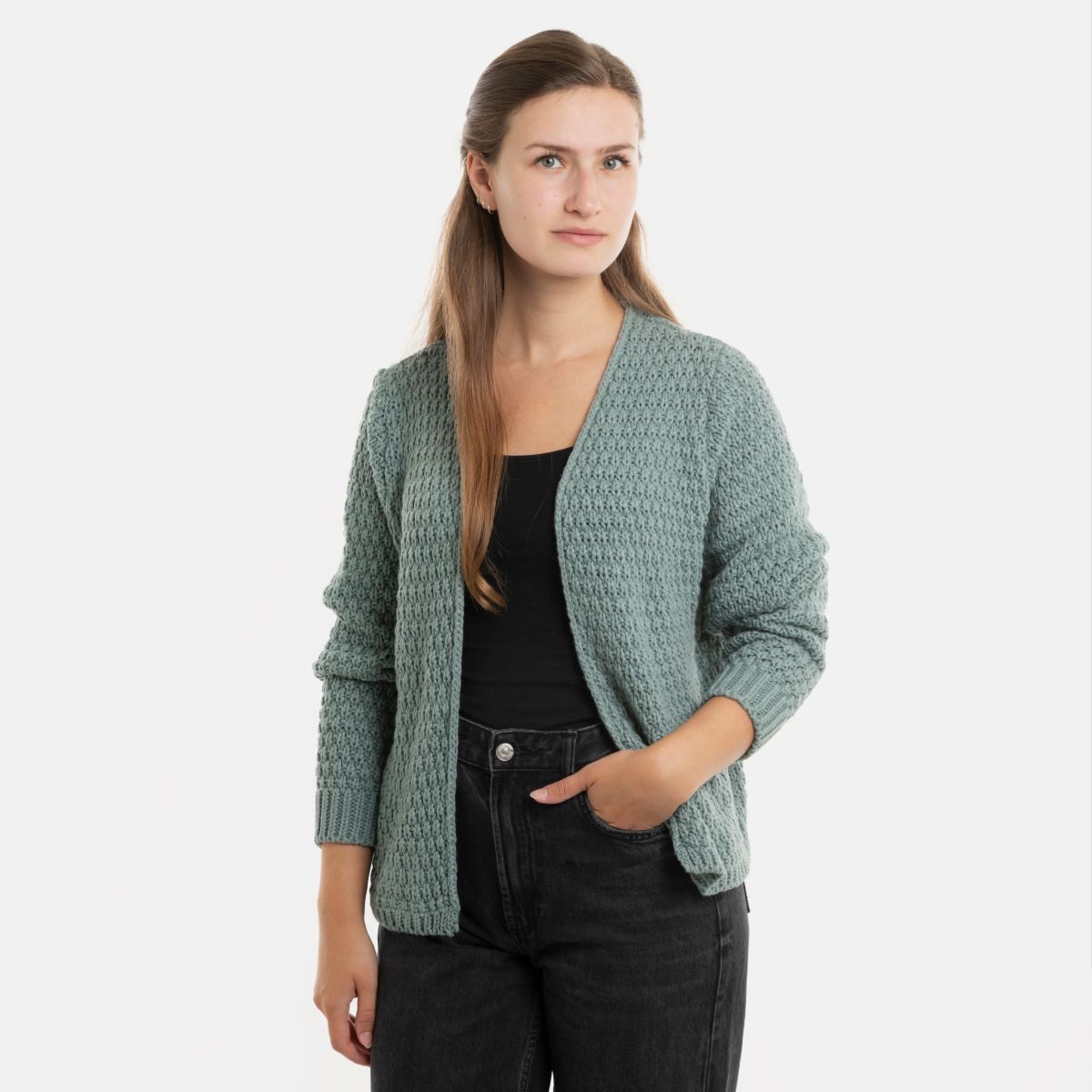 Knit Factory Strickjacke Becky Kurze Strickjacke Stone Green 40/42 (1-tlg) Jacke Strickjacke warme Jacke