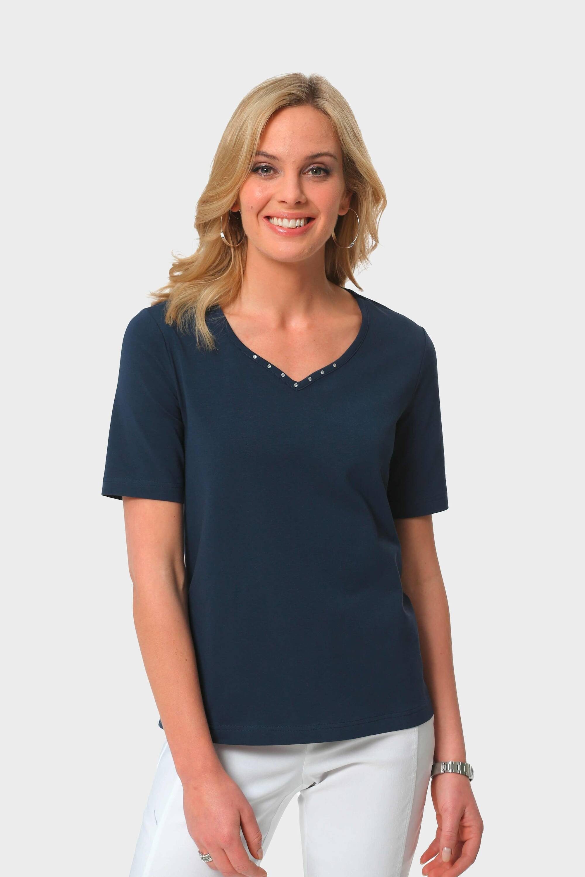 GOLDNER T-Shirt Halbarm Basic-Shirt aus Baumwolle Herzausschnitt mit funkelnden Details, bequeme Passform