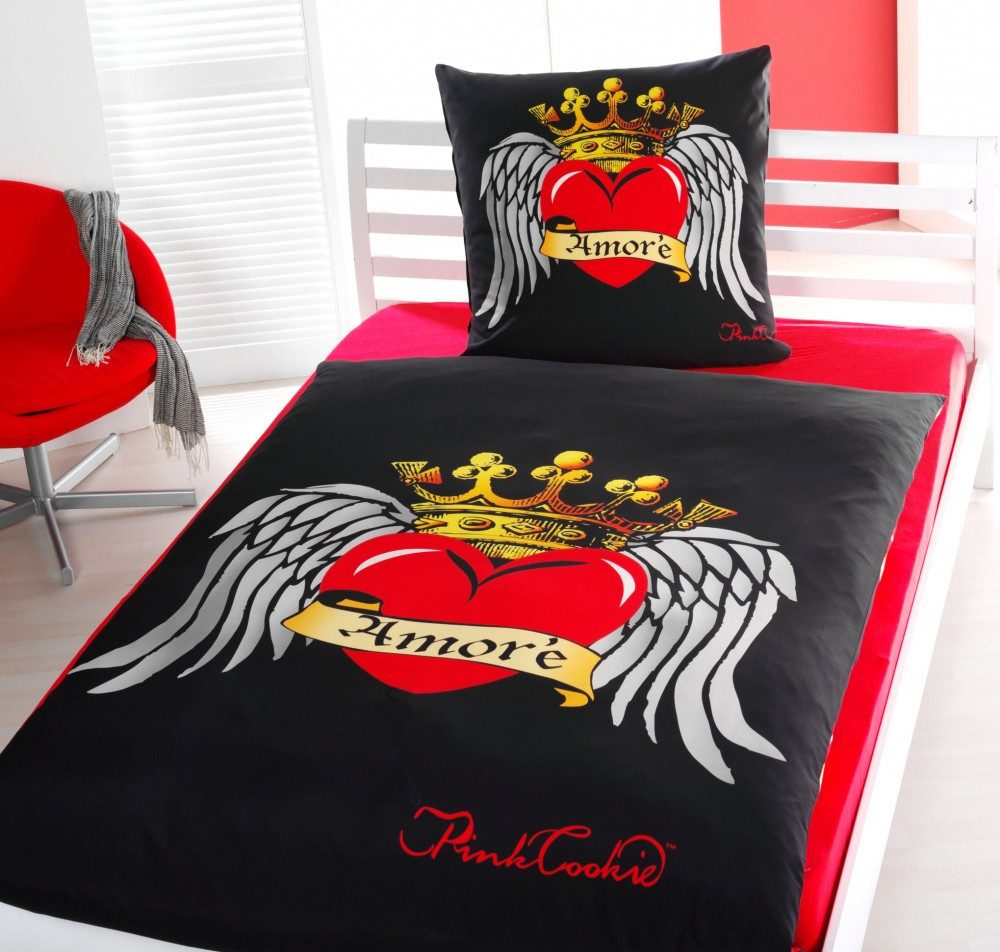 JACK Wendebettwäsche 135x200cm Pink Cookie Amore Herz Engel, Microfaser, 2 teilig, modernes, witziges Herz - Design in Rot Schwarz