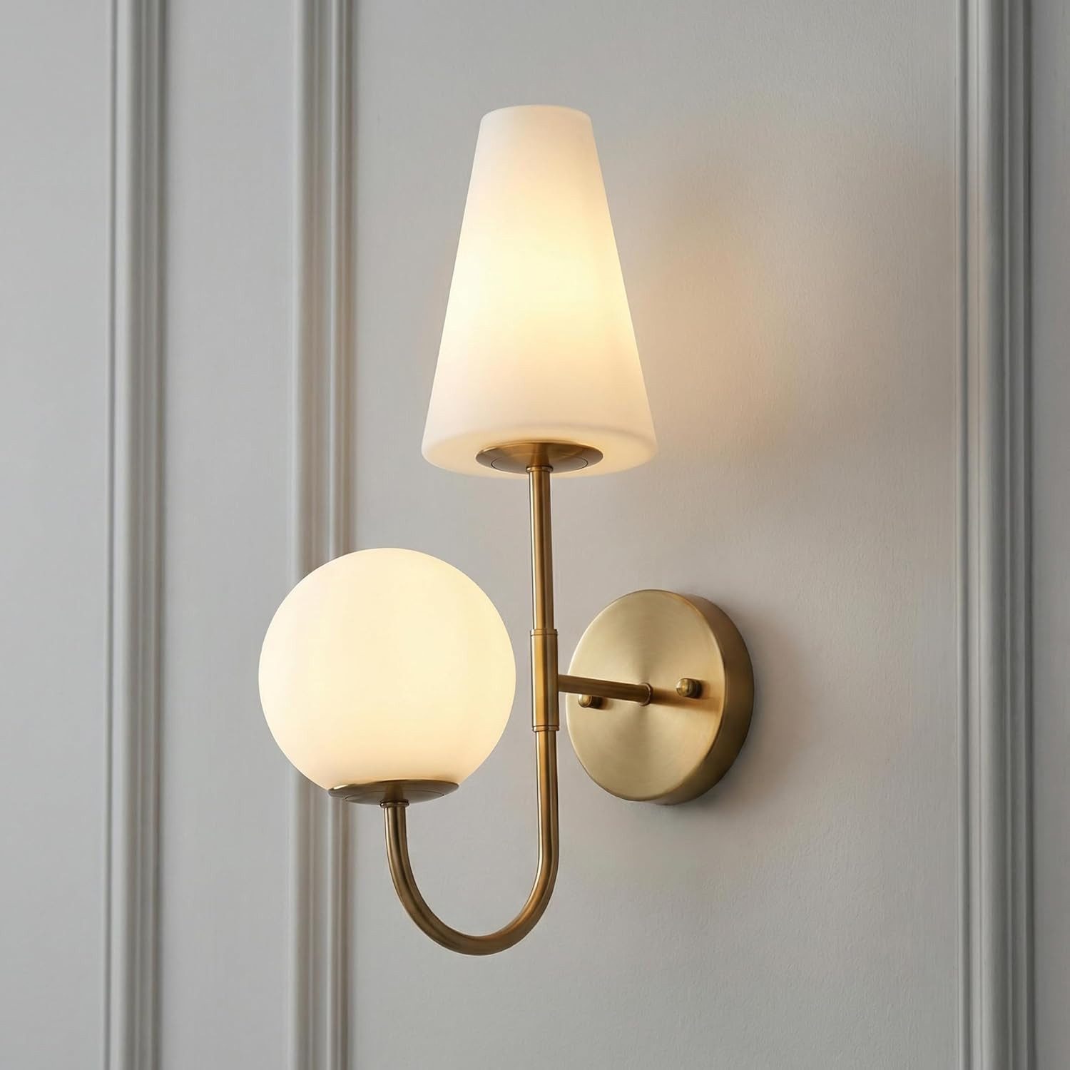 Tribesigns Wandleuchte Waschtischleuchte mit milchigem Glas Lampenschirm,Gold Nachttischlampe, vintage Wandbeleuchtung, Wandlampe, für Schlafzimmer, Flur und Wohnzimmer, Inklusive E14x2-Glühbirnen