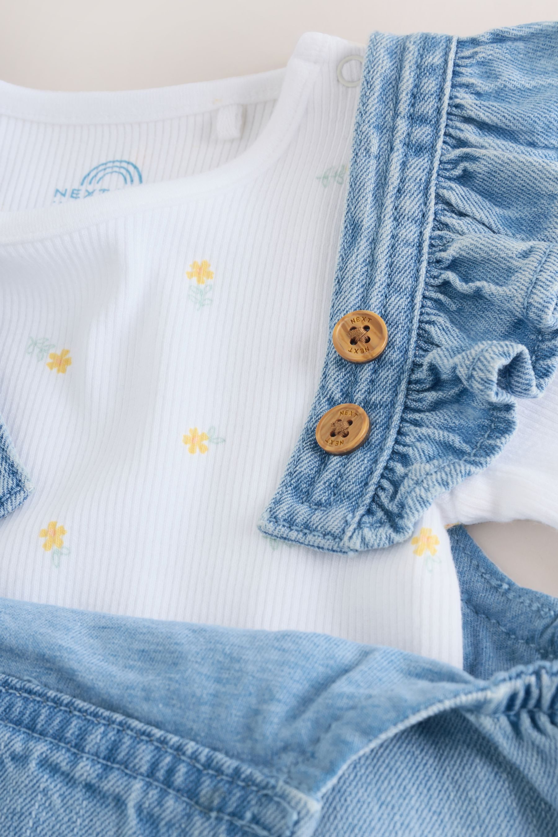 Next Latzhose Baby-Latzhose und Langarm-Bodysuit im 2er-Set (2-tlg)