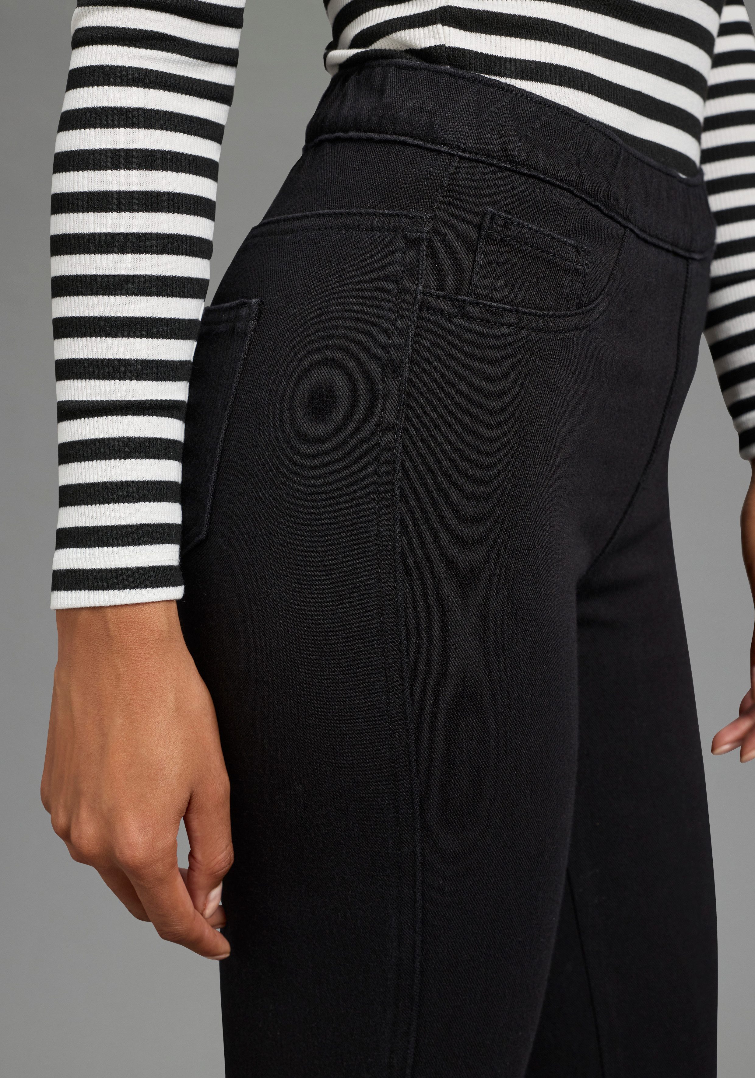 Arizona Jeansjeggings im 4 Way Stretch, Quer- und Längselastisch, 7/8 extra-enger Skinny-Fit, normale Leibhöhe, 7/8-Länge
