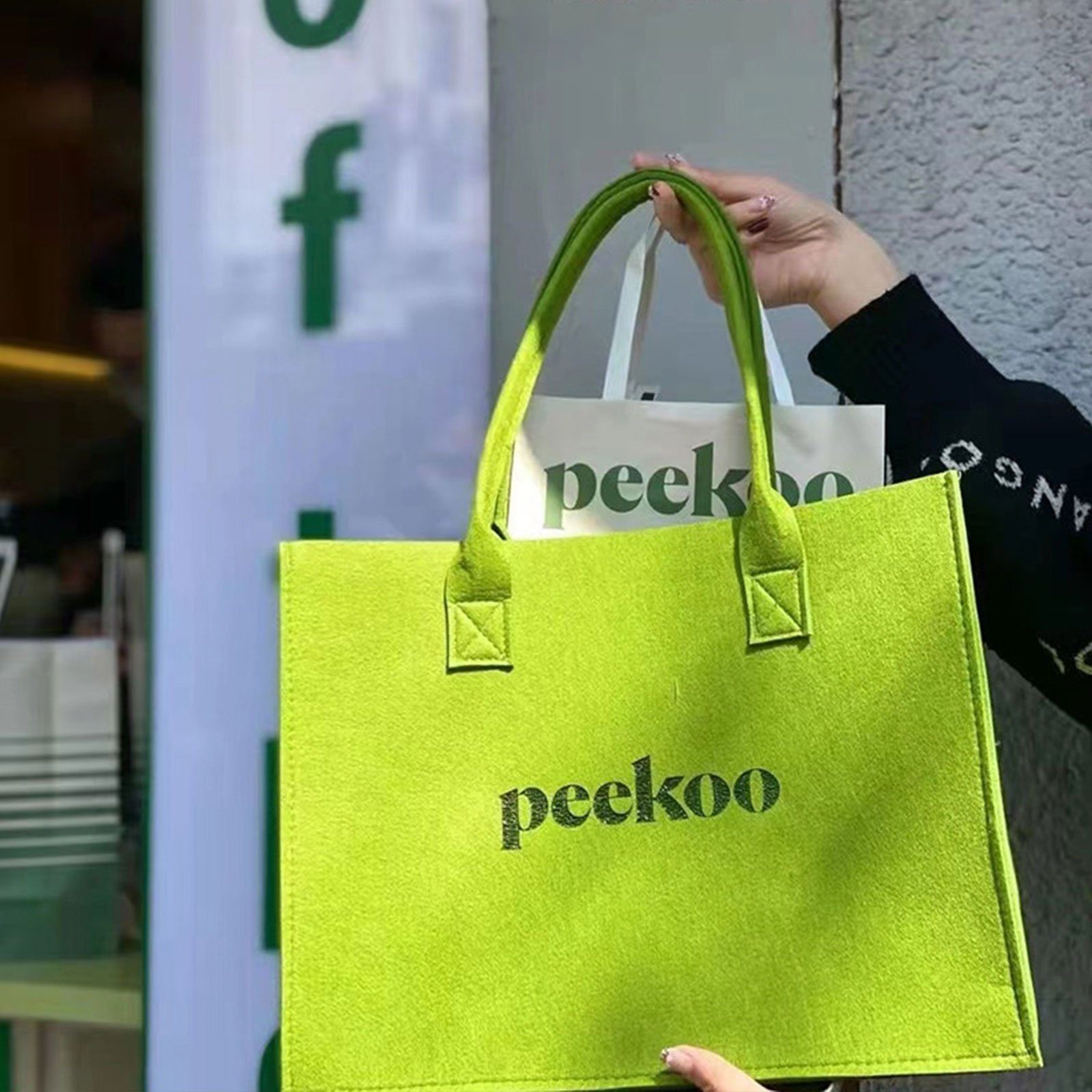 WISHDOR Tragetasche Filz Tasche Filztasche Shopper Filzkorb Einkaufstasche Einkaufskorb (Henkeltasche Zeitungskorb Aufbewahrungtasche modische Shopping Bag, 1-tlg., aus Filz, Stabile, auch für Spielzeug Garten Picknick Strand), Größe M: 30 x 25 x 12 cm oder Größe L: 40 x 30 x 15 cm