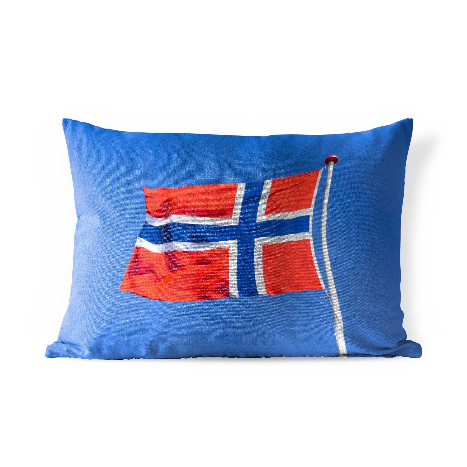 MuchoWow Dekokissen Norwegische Flagge am blauen Himmel, Outdoor-Dekorationskissen, Polyester, Dekokissenbezug, Kissenhülle