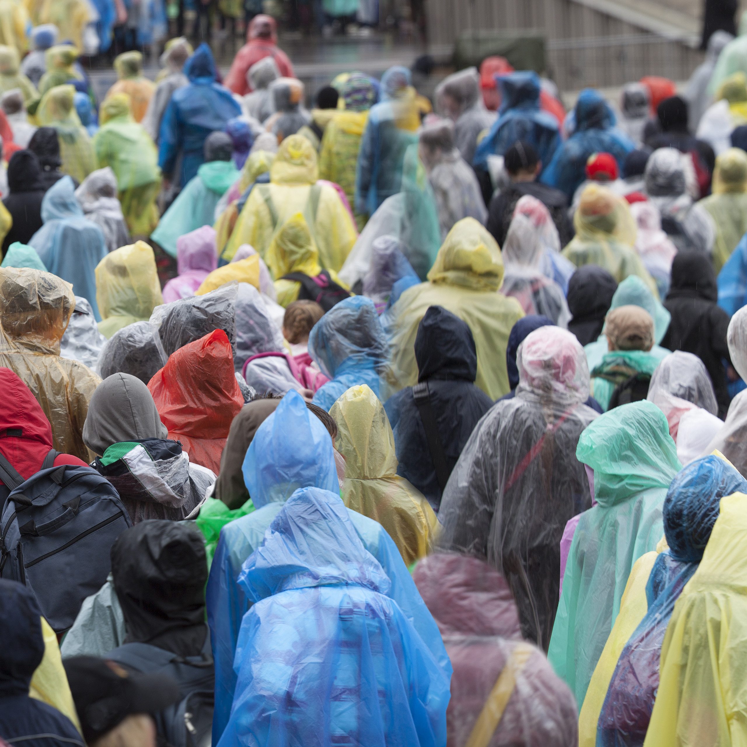 relaxdays Regenponcho Einweg Regenponcho 15er Set bunt günstig online kaufen