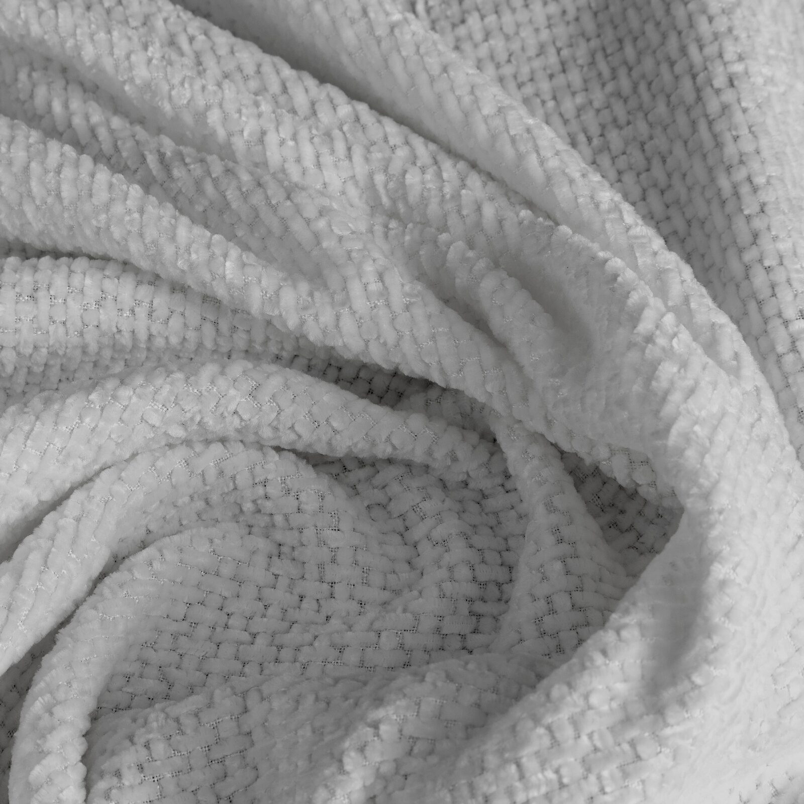 Eurofirany Vorhang Chenille Vorhänge, dicke Winter-Vorhänge, Blickdicht, 280 GSM, Hochwertige Ösenschals