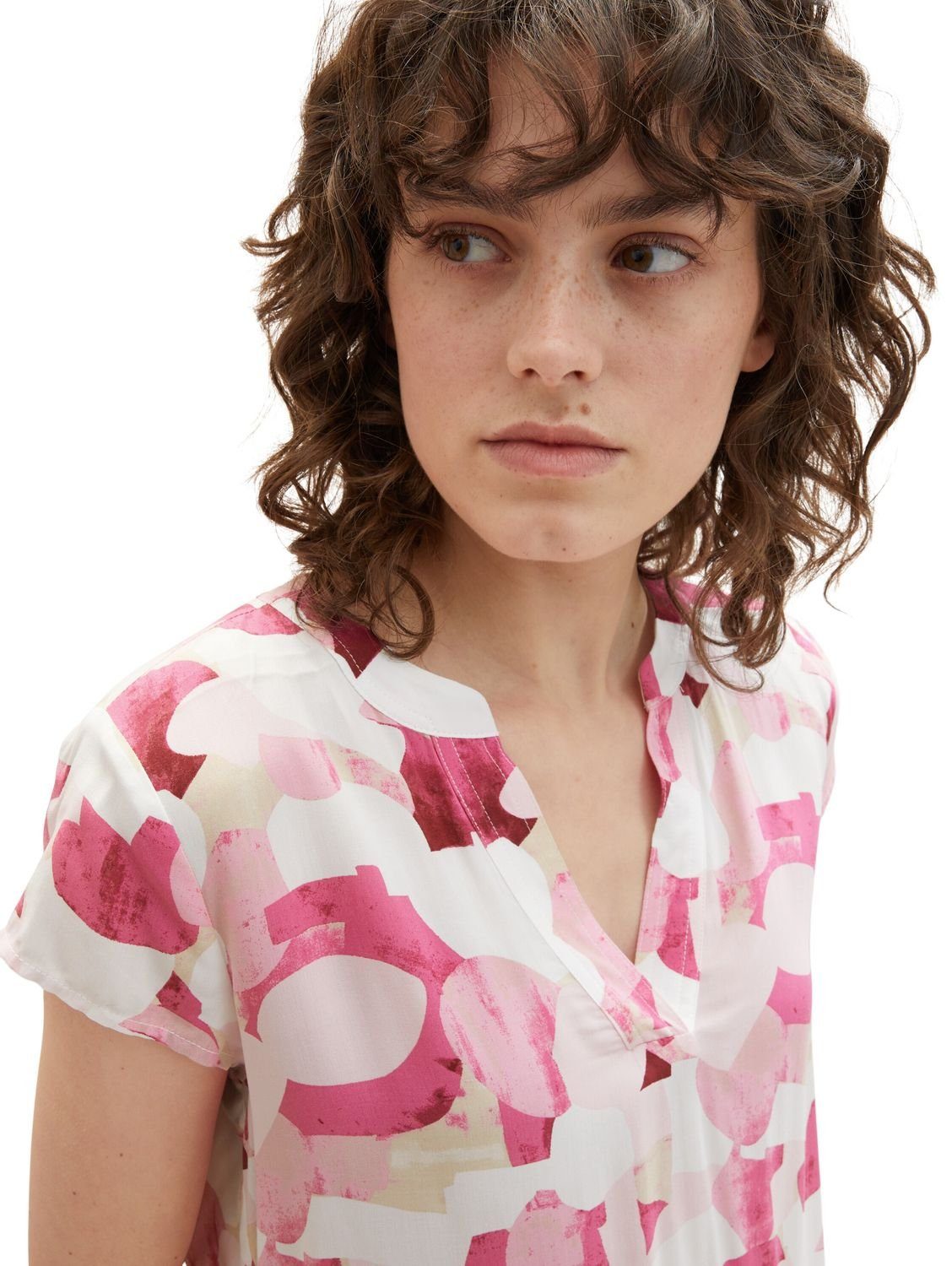 shapes 31803 Blusenshirt aus TOM Viskose (1-tlg) design TAILOR Pink V-Neck PRINTED