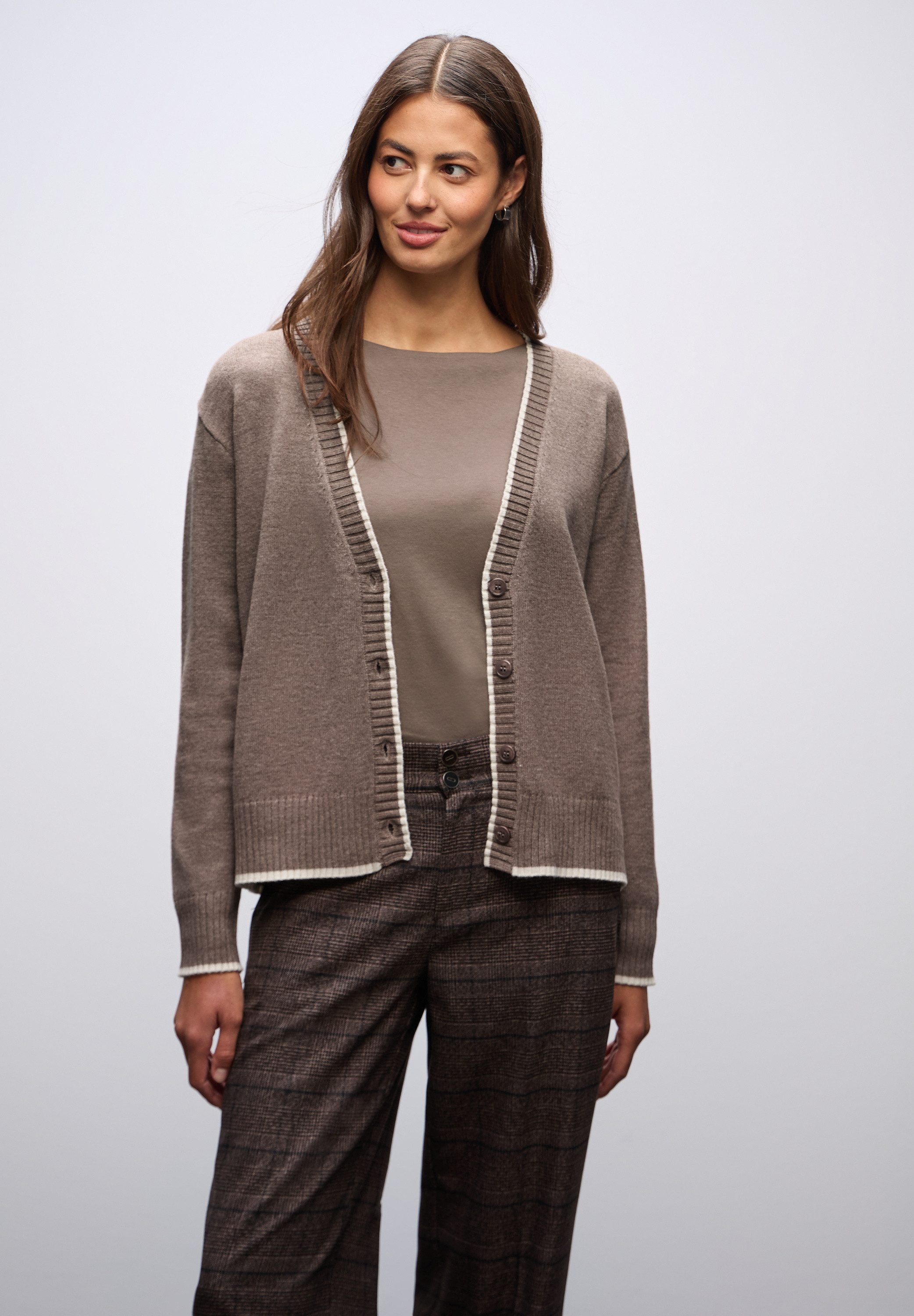 STREET ONE Cardigan mit V-Ausschnitt günstig online kaufen