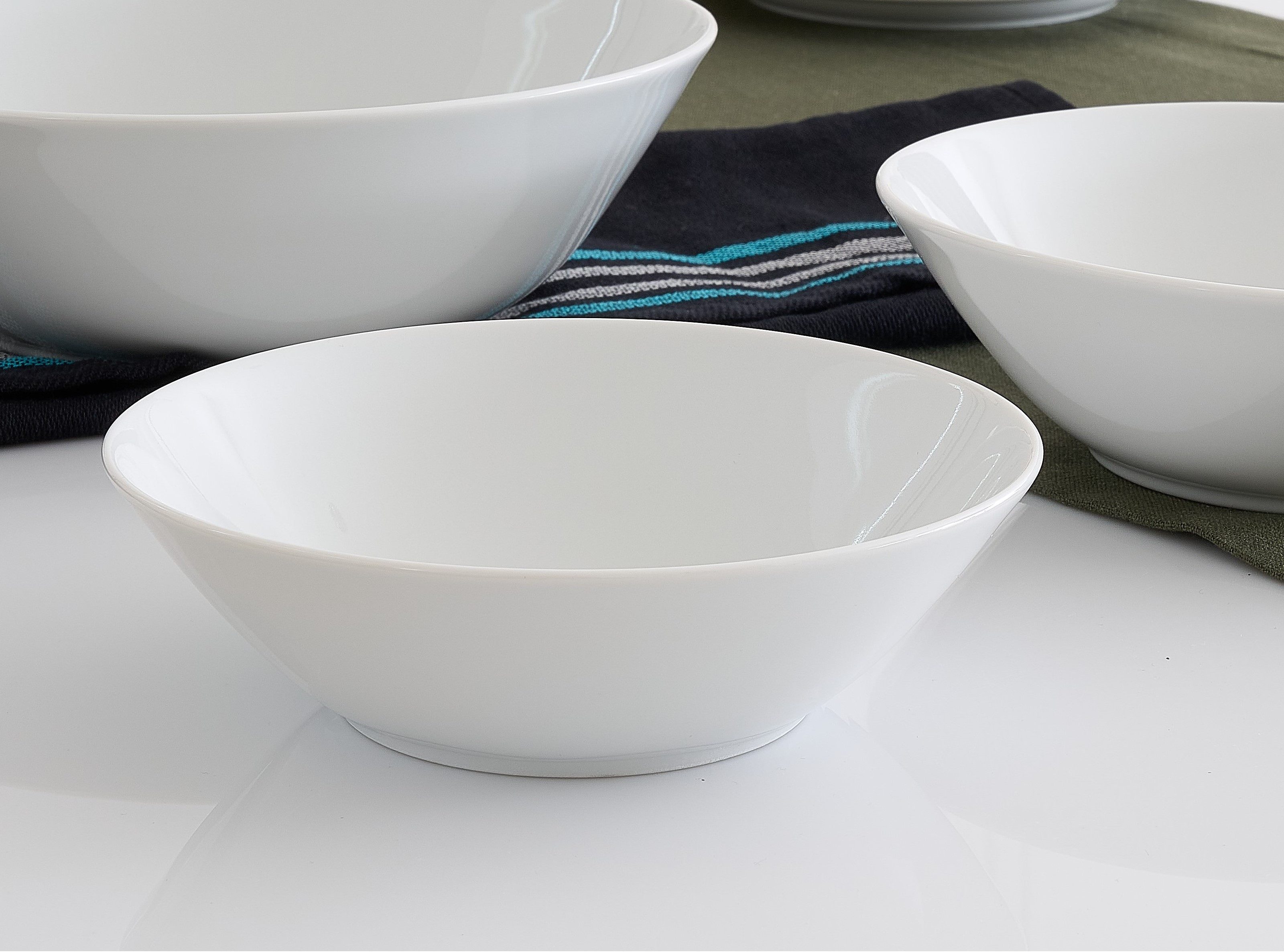 Retsch Arzberg Schale Schüssel HEIKE WEISS 19 cm, Set 6-tlg. für 6 Personen, rund Porzellan, Porzellan, (Set, 6-tlg), Mittelgroße Schalen für 6 Personen - unsere Allrounder für jeden Tag -