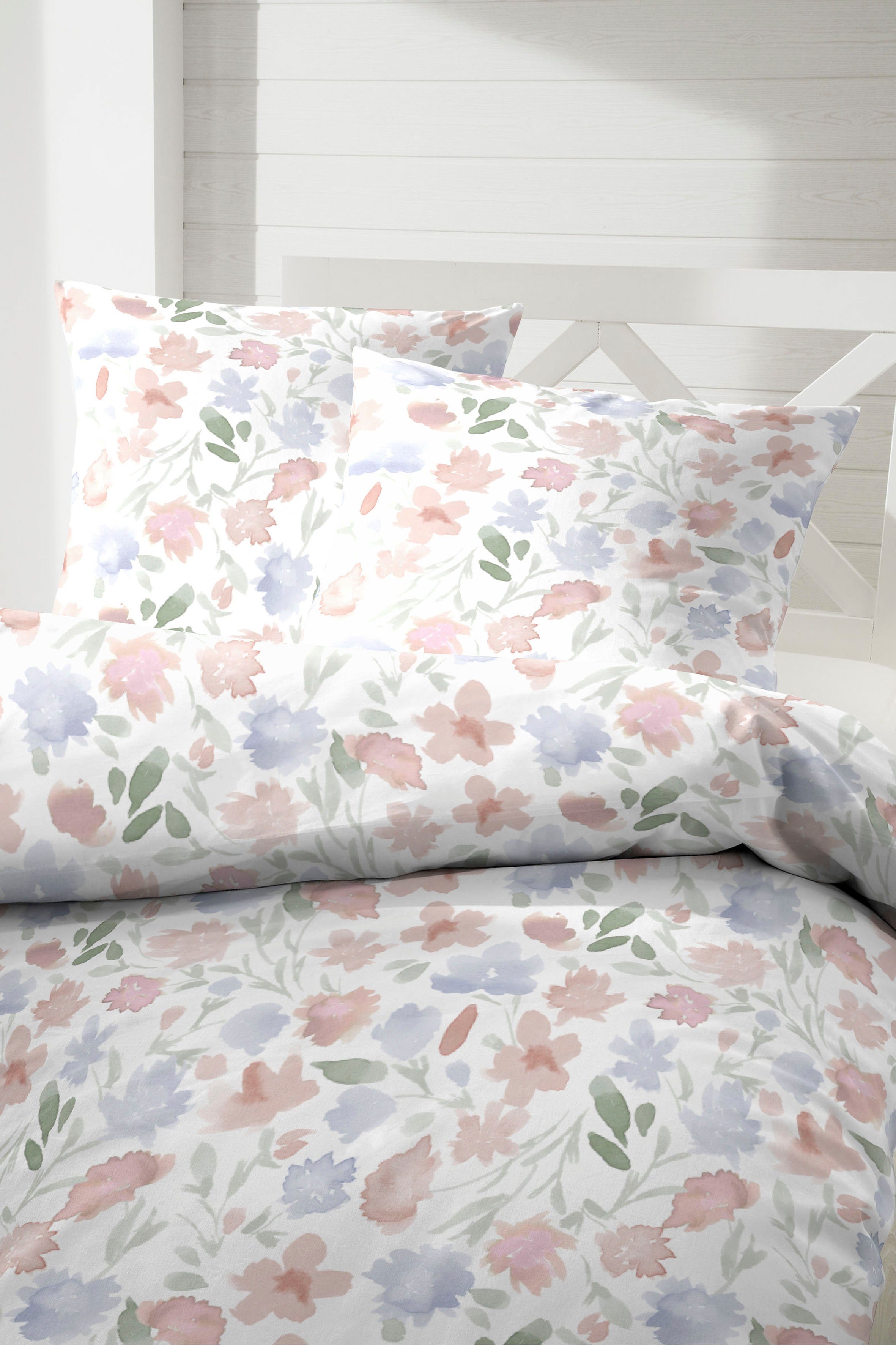 Primera Bettwäsche »Perkal Bettwäsche Tante Ida«, mit floralem Dessin günstig online kaufen