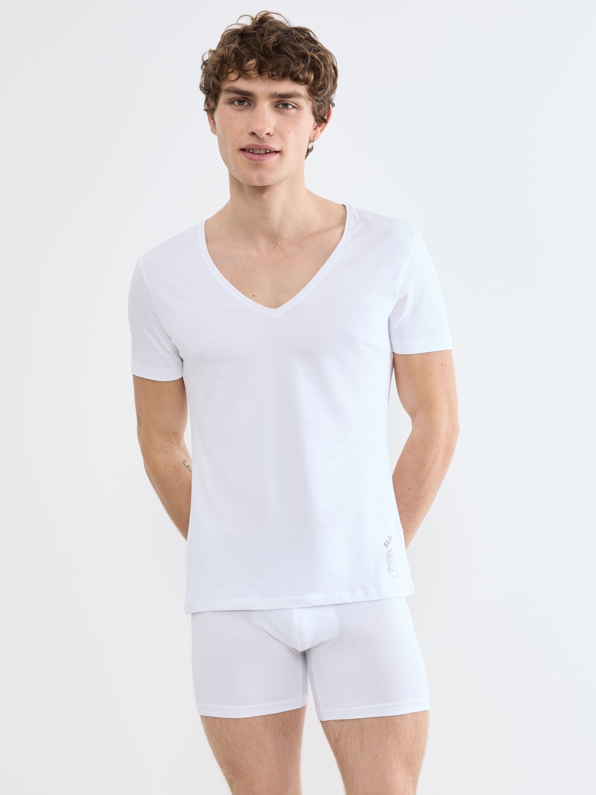 sloggi Unterziehshirt SLG Base V Neck Shirt weiches und edles Material