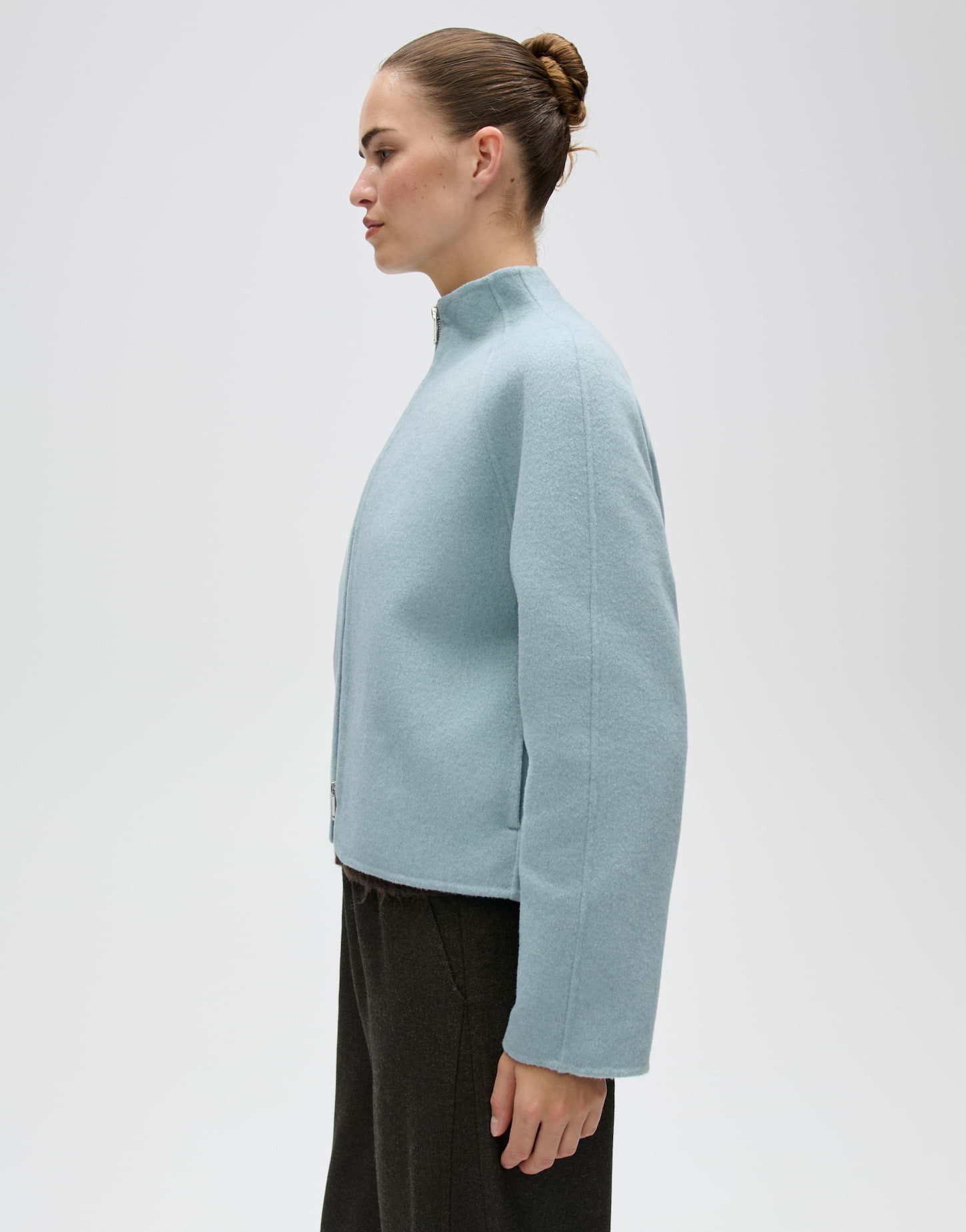 OPUS Wolljacke Helisu aus pflegeleichtem Material Gerader Schnitt mit Raglanärmeln und Zwei-Wege-Zipper – Bild 5 von 5