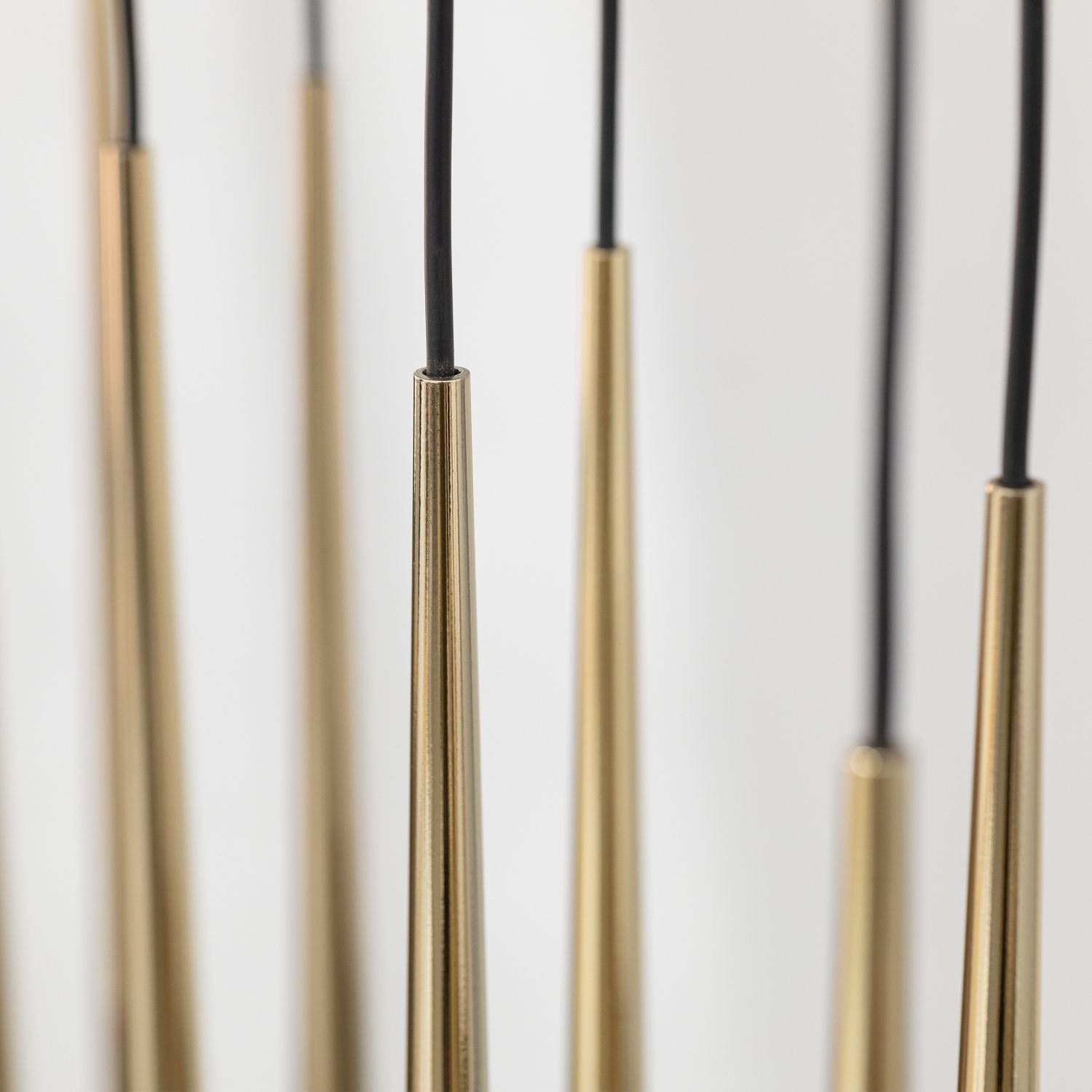 Licht-Erlebnisse Pendelleuchte PIANO, ohne Leuchtmittel, Metall G9 H: max. 140 cm in Schwarz Gold länglich Modern