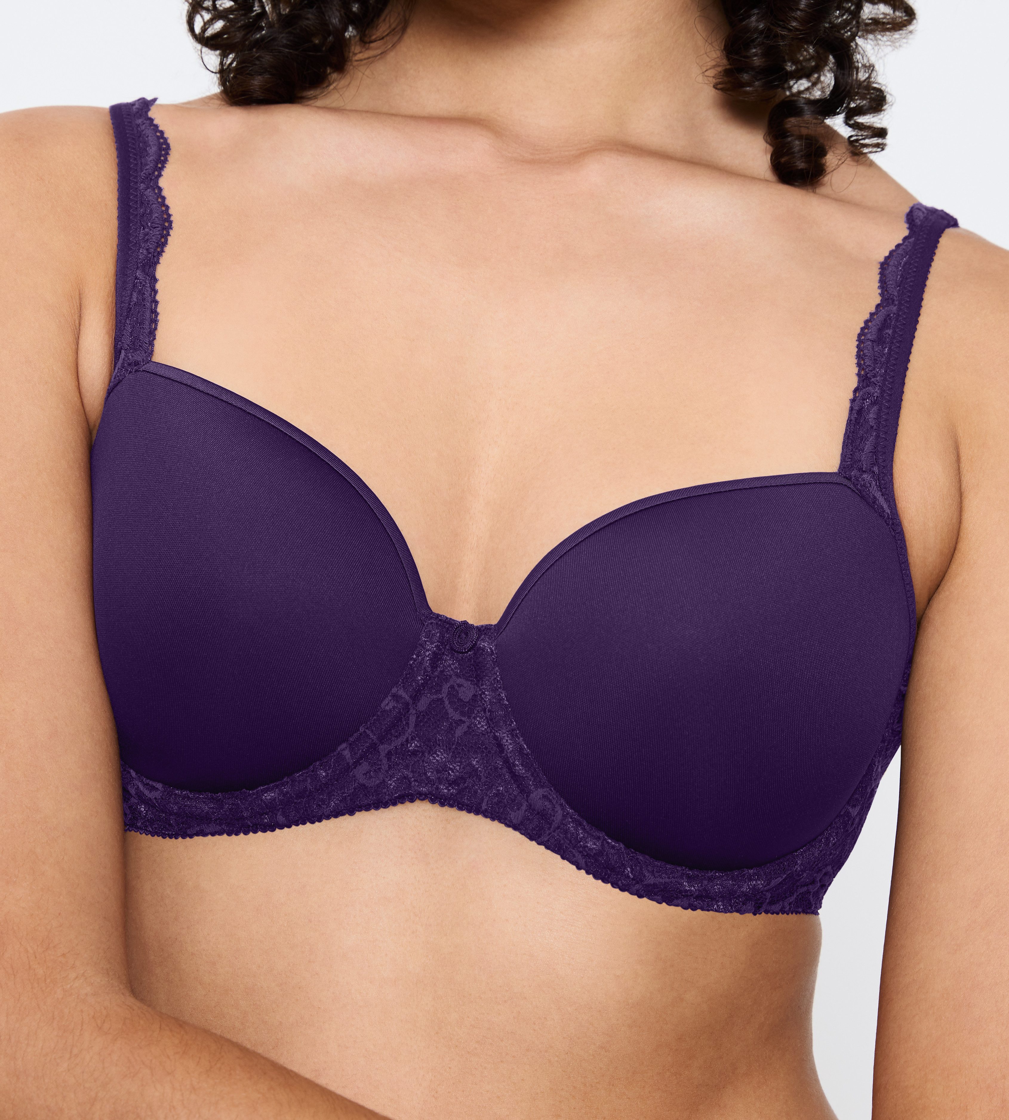 Triumph T-Shirt-BH Amourette Stretch-Spitze, glatte Cups, atmungsaktiv, leicht, feminin