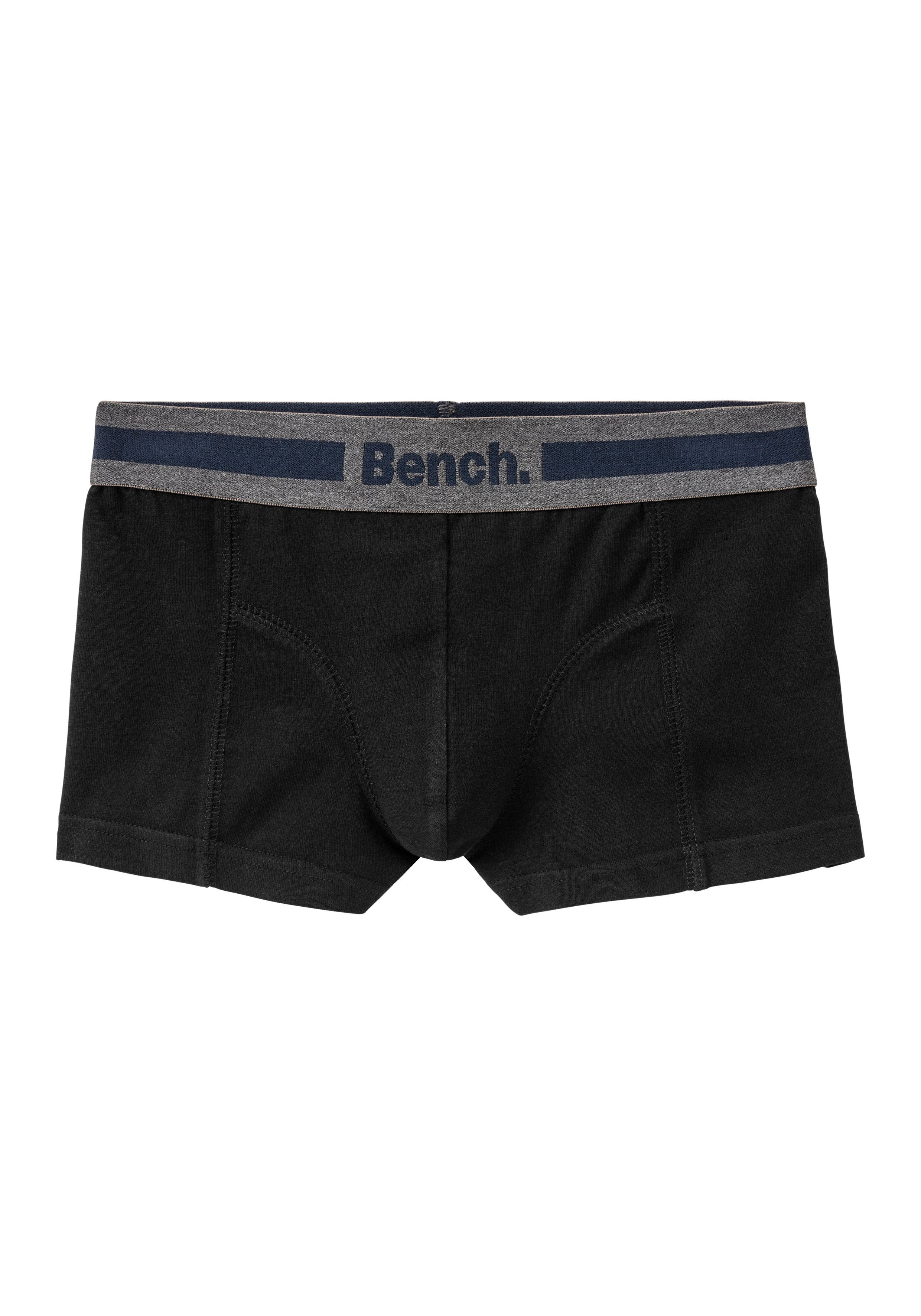 Bench. Boxer Boxershorts für Jungen (Packung, 4-St) mit Overlock-Nähten vorn