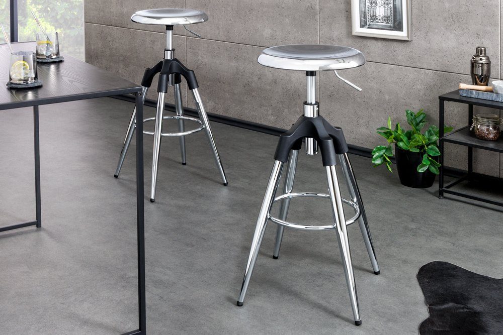 riess-ambiente Barhocker INDUSTRIAL silber-chrom / schwarz (Einzelartikel, 1 St), Küche · Metall · höhenverstellbar · drehbar · rund · Industrial Design