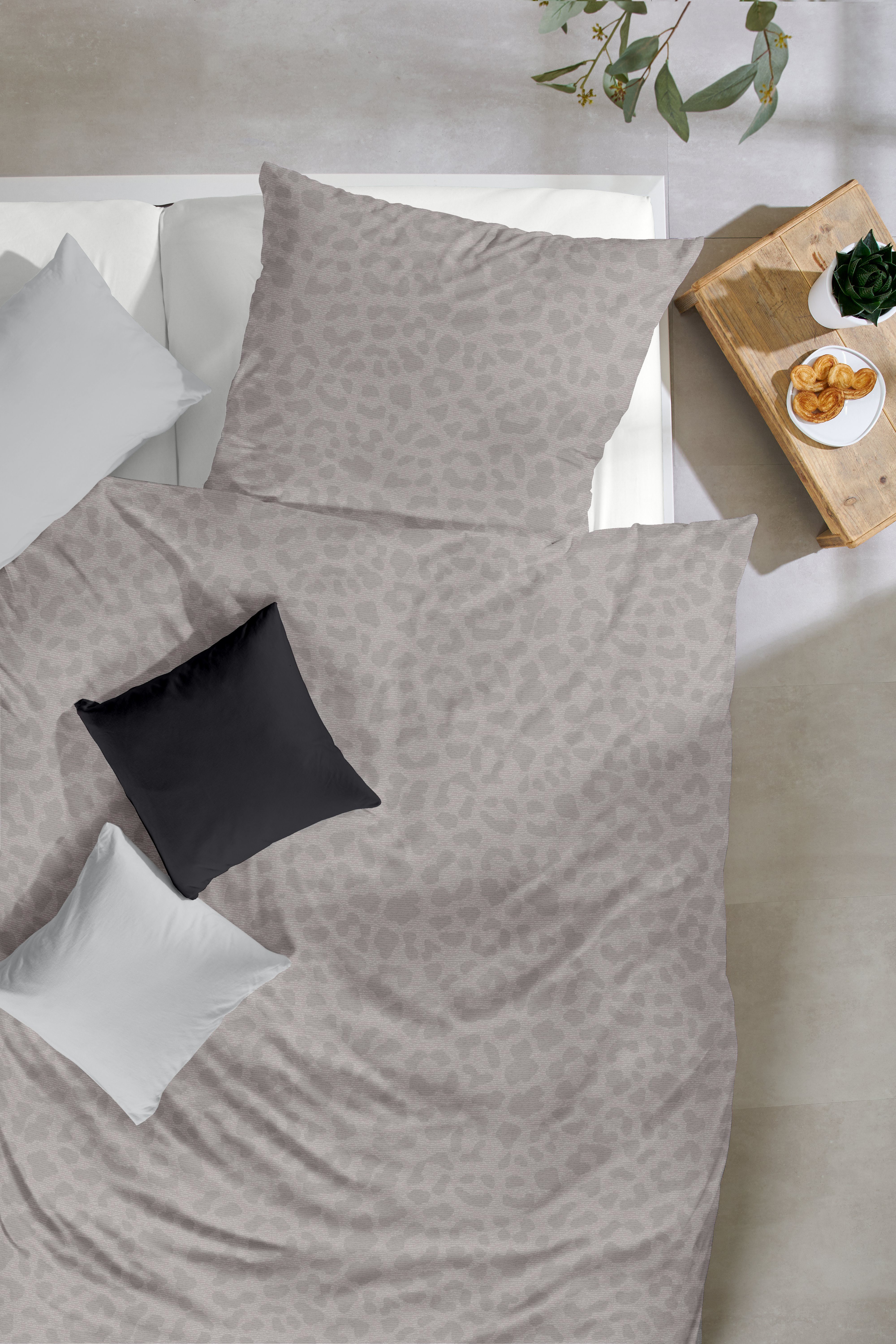 Primera Bettwäsche Biber-Bettwäsche Leo, Biber, 2 teilig, mit dezentem Leo-Design