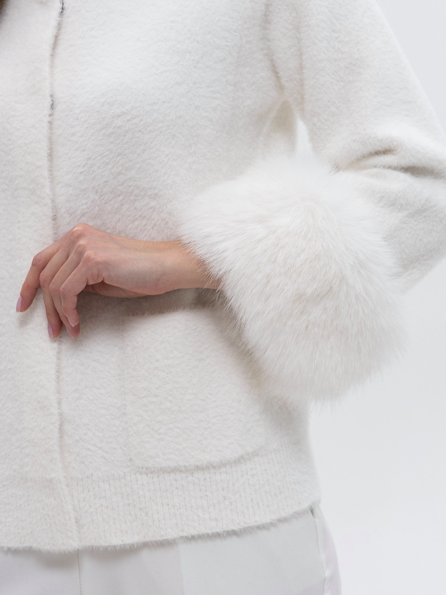 Passioni Fellimitatjacke Kurzjacke mit Felldetails – Bild 3 von 4