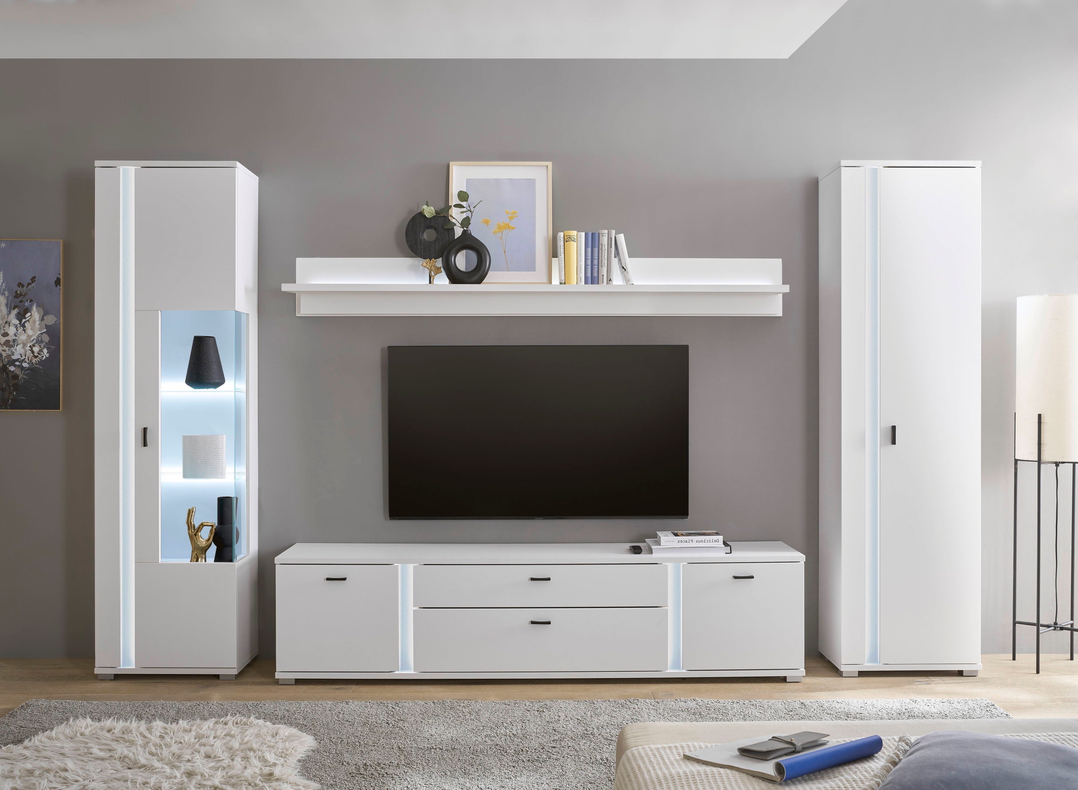 Home affaire Wohnwand LONG ISLAND, (Set, 4-St), in moderner Trendfarbe,inklusive senkrechter Beleuchtung,Breite 330 cm