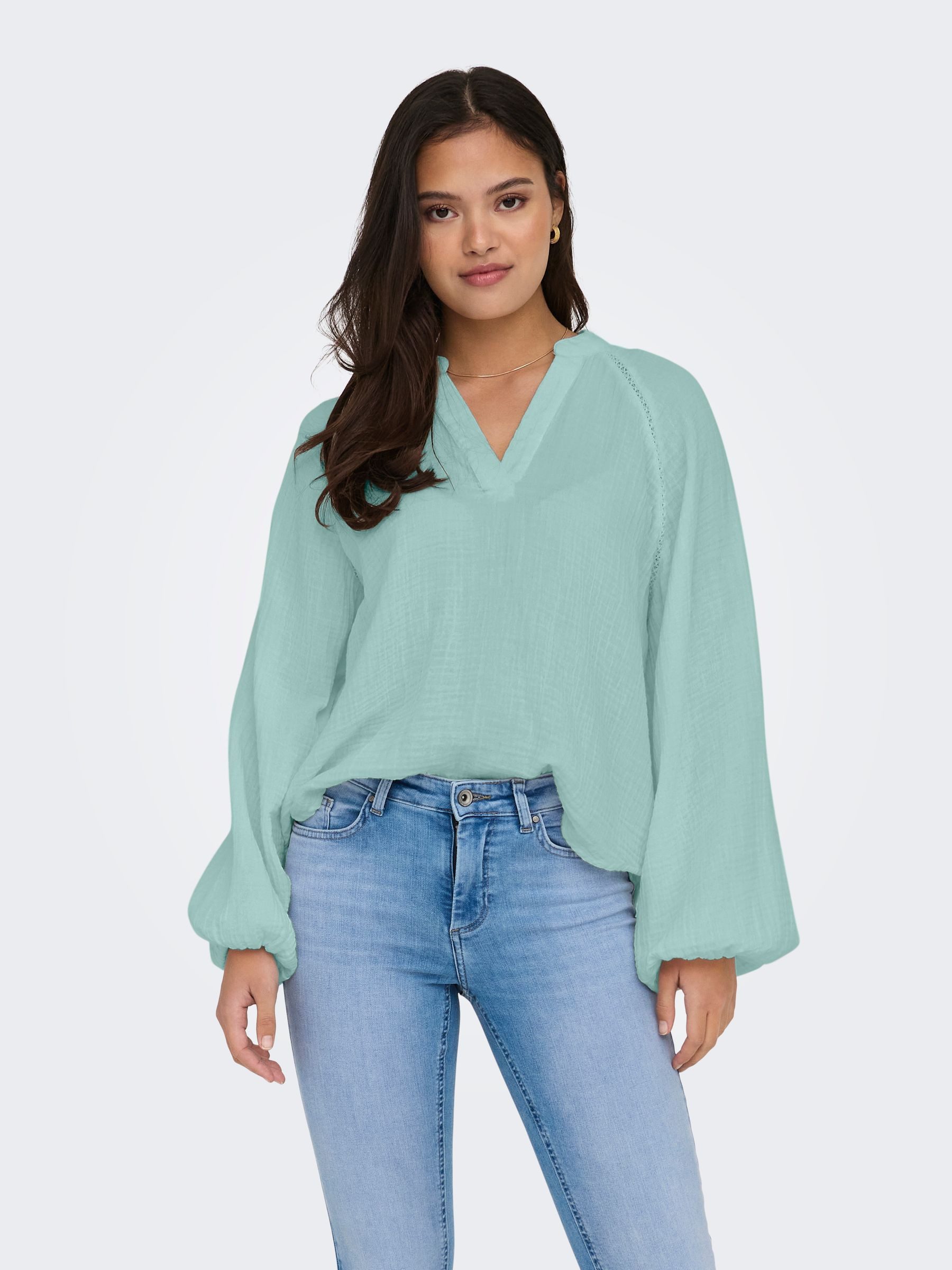 ONLY Blusenshirt Legere mit Ballonärmeln V-Neck günstig online kaufen