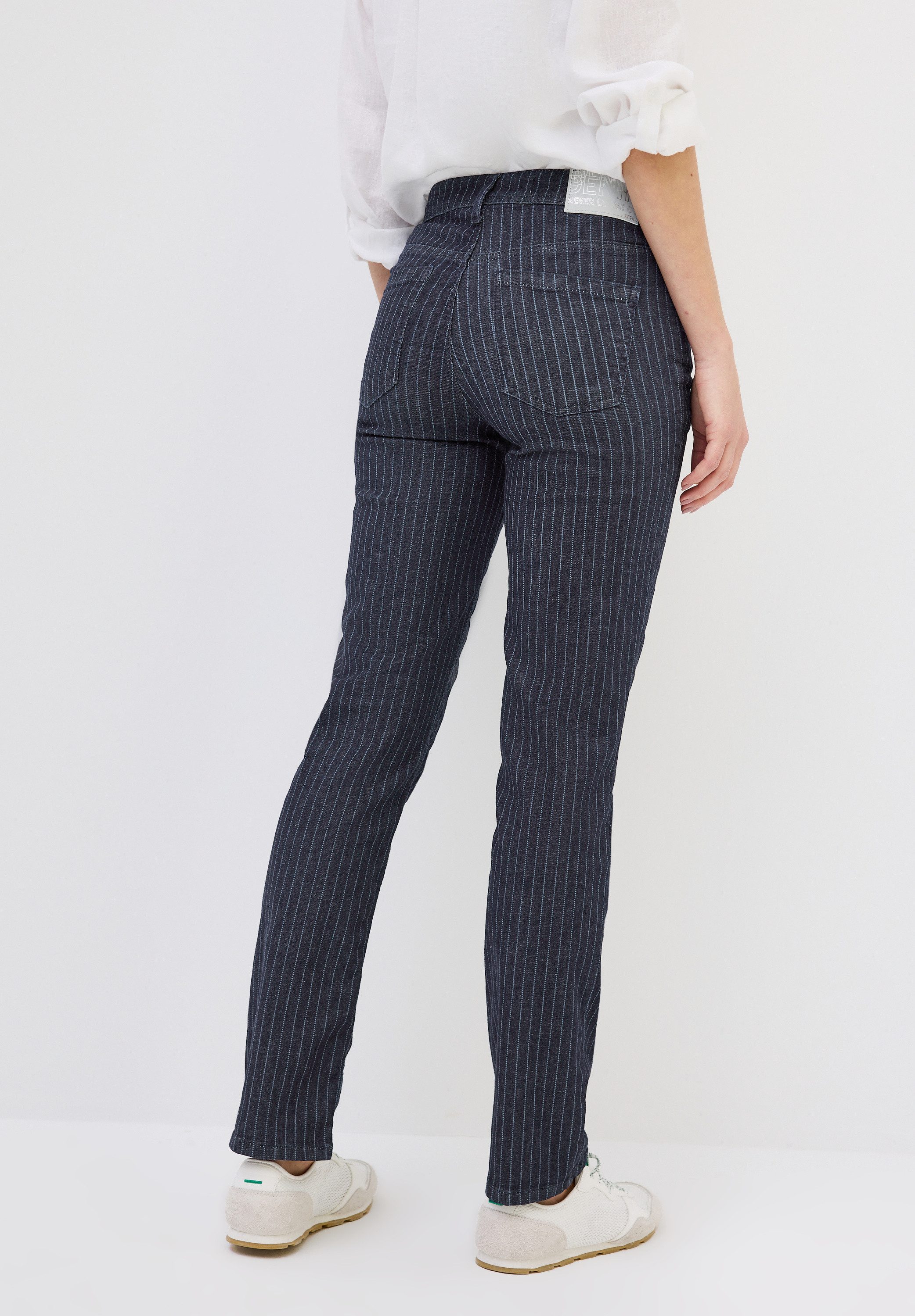 CECIL Slim-fit-Jeans aus Baumwolle mit Stretchanteil – Bild 2 von 5