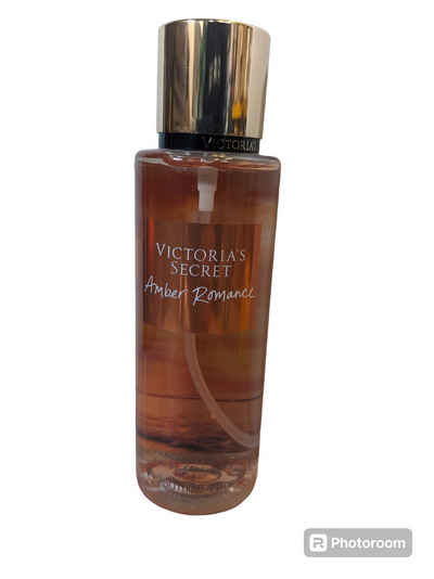 Victorias Secret Bodyspray Victorias Secret Bodyspray Ambe Romance 250 ml, spendet extra Feuchtigkeit und Pflege