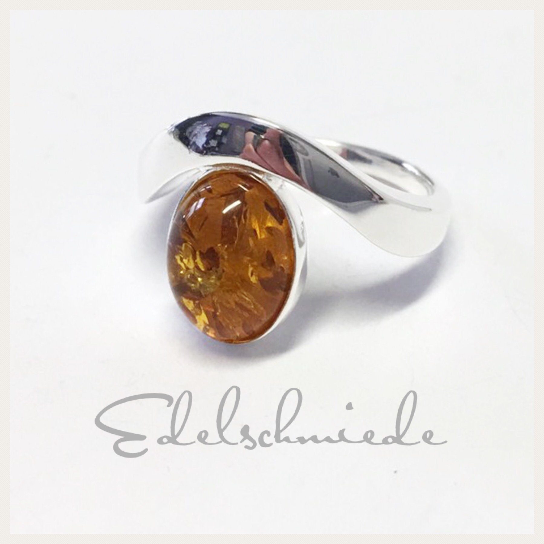 Silberring Edelschmiede925 Silberring 925 mit braunem Bernstein oval Ringgröße 52