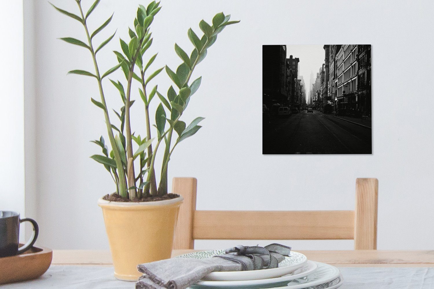 durch (1 in in schwarz-weiß, Leinwandbild St), ruhige OneMillionCanvasses® Autofahrt eine Bilder Schlafzimmer Wohnzimmer für York Leinwand Straße New