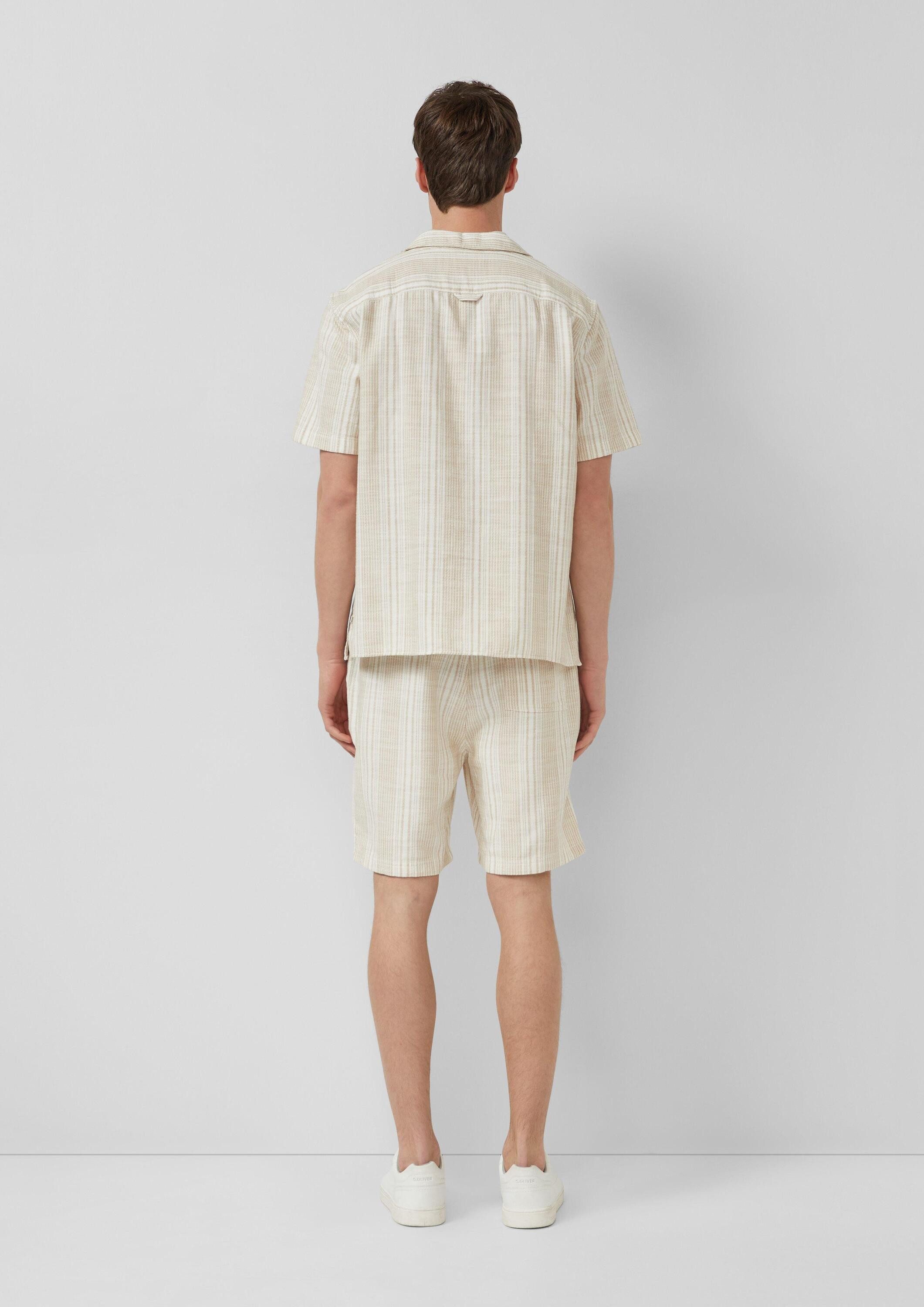 s.Oliver Kurzarmhemd Hemd Resort Fit: Kurzarmhemd mit Strukturstreifen und Brusttasche
