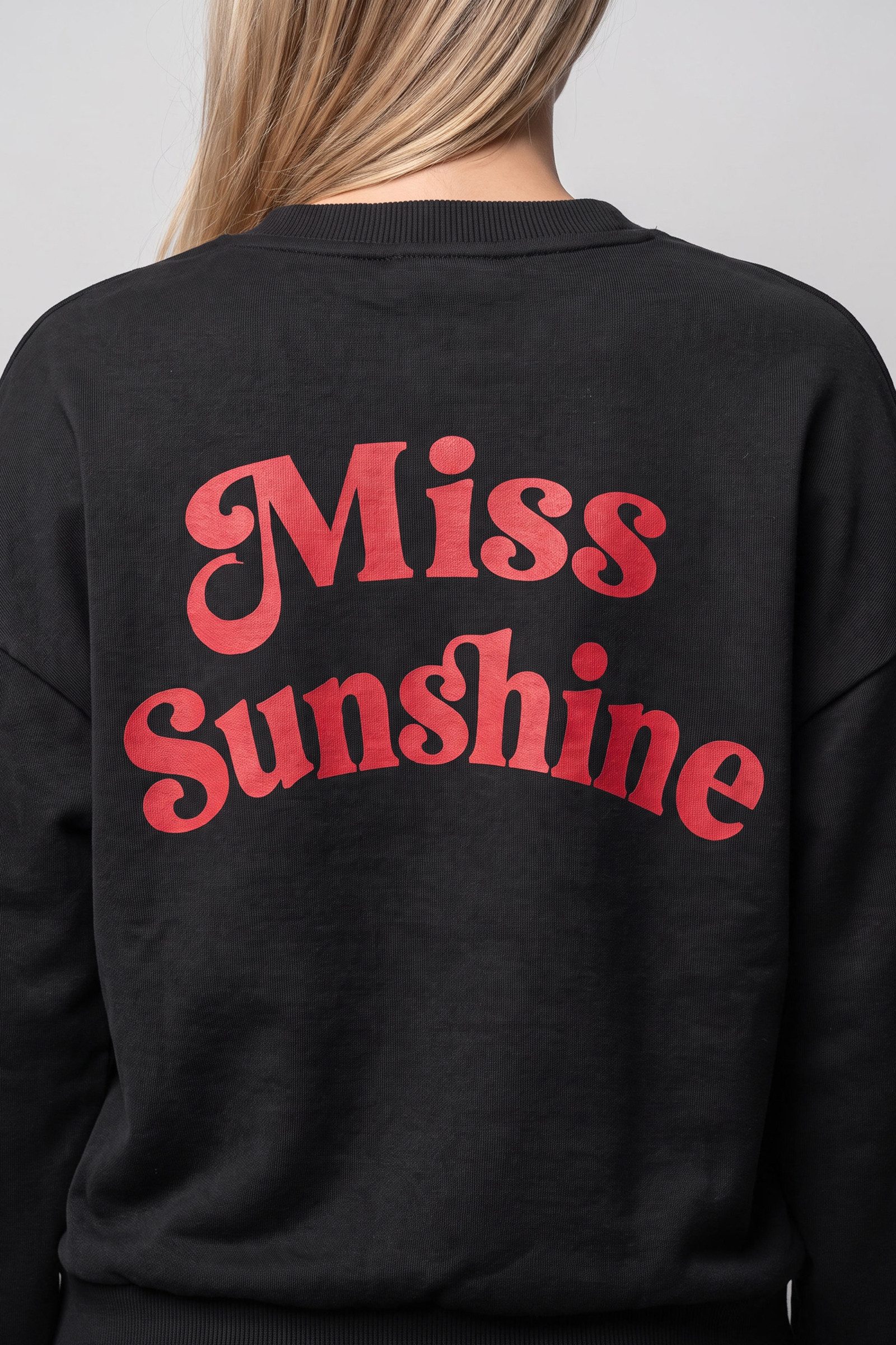 Alife & Kickin Sweatshirt Rückenprint Miss Sunshine, Relaxed Fit, gerippte Bündchen – Bild 5 von 5