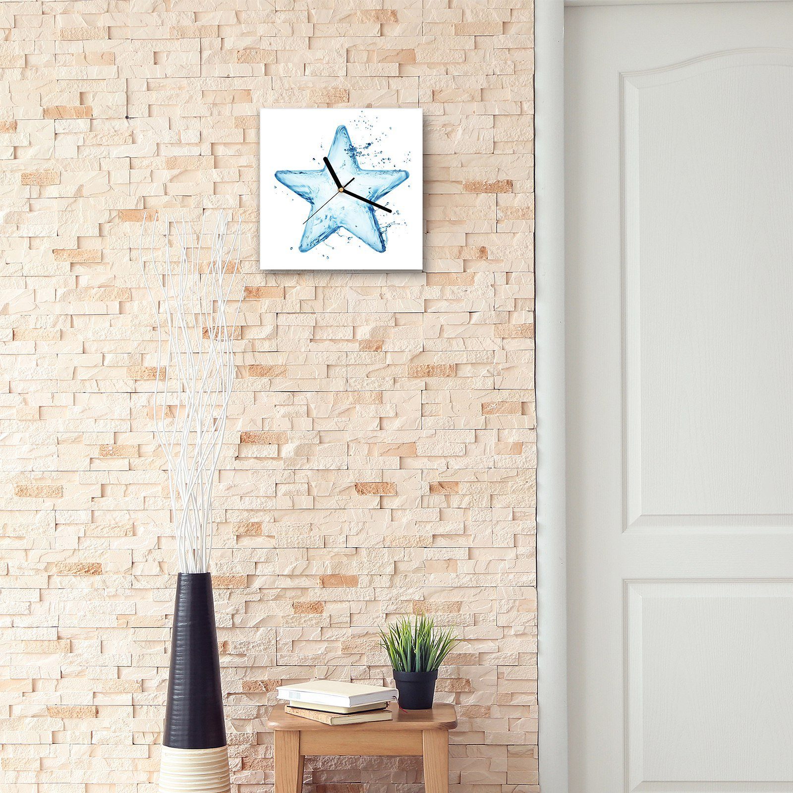 Primedeco Wanduhr 30 cm Wanduhr Stern Wandkunst Größe mit x aus Glasuhr Wasser Motiv 30