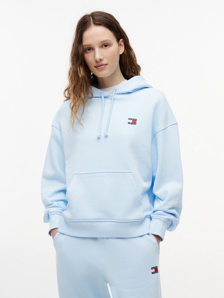 Tommy Jeans Kapuzensweatshirt TJW BXY BADGE HOODIE EXT mit Logo-Badge