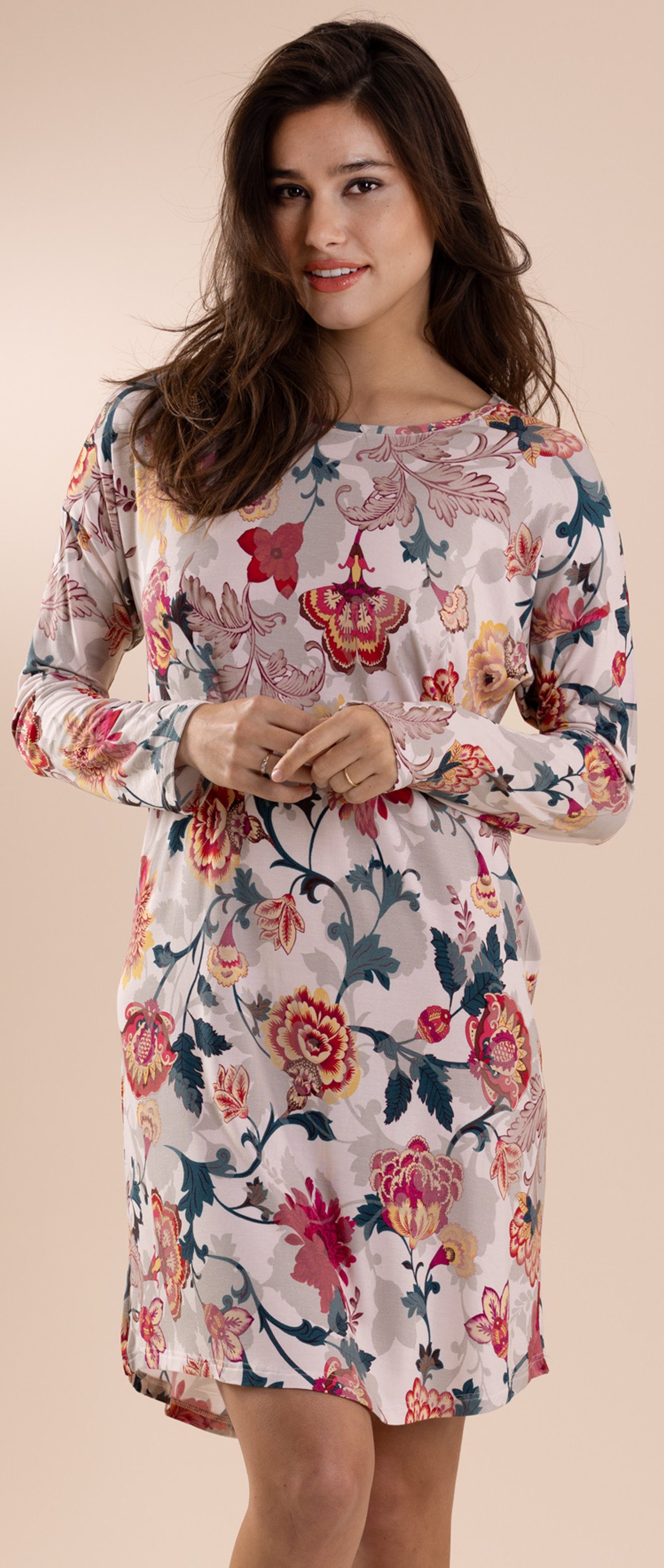 Nina Von C. Nachthemd Damen Schlafshirt mit langem Arm Flower (1-tlg) Modisches Design
