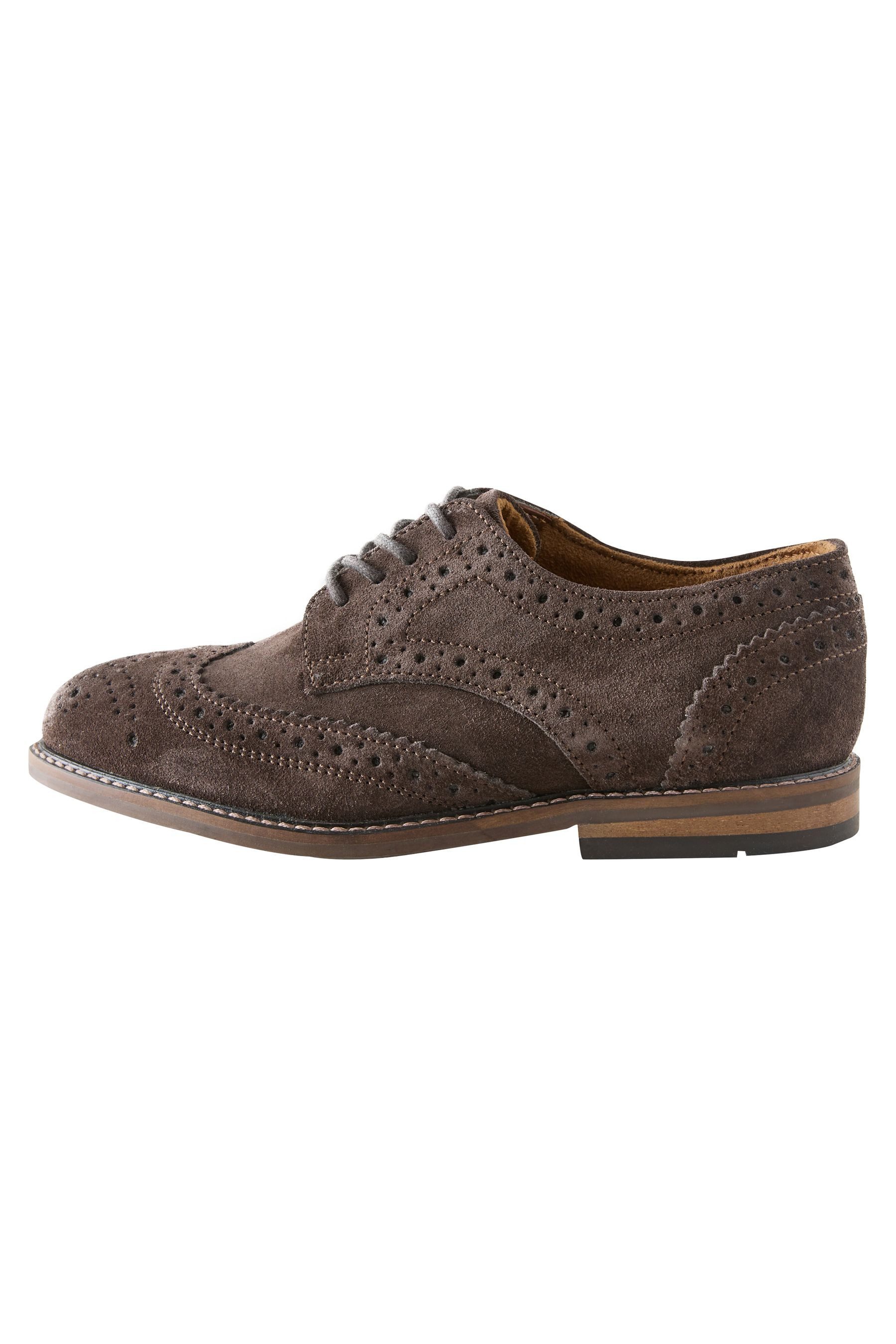Next Brogues zum Schnüren aus Leder Budapester
