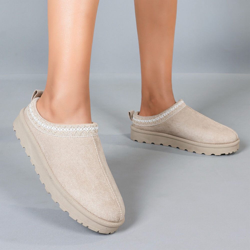Ital-Design Bequeme Clogs für Damen mit dekorativen Details Snowboots (90457970) Flach Flache Stiefeletten in Beige