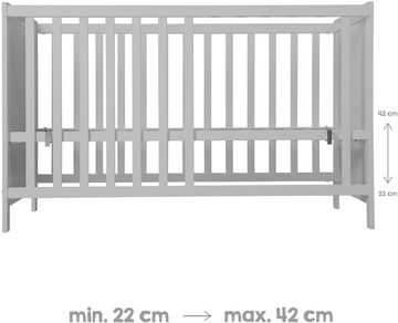 roba® Babymöbel-Set Hamburg, (Spar-Set, 2-St., Kinderbett, Wickelkommode), mit Kinderbett und Wickelkommode mit 2 Türen