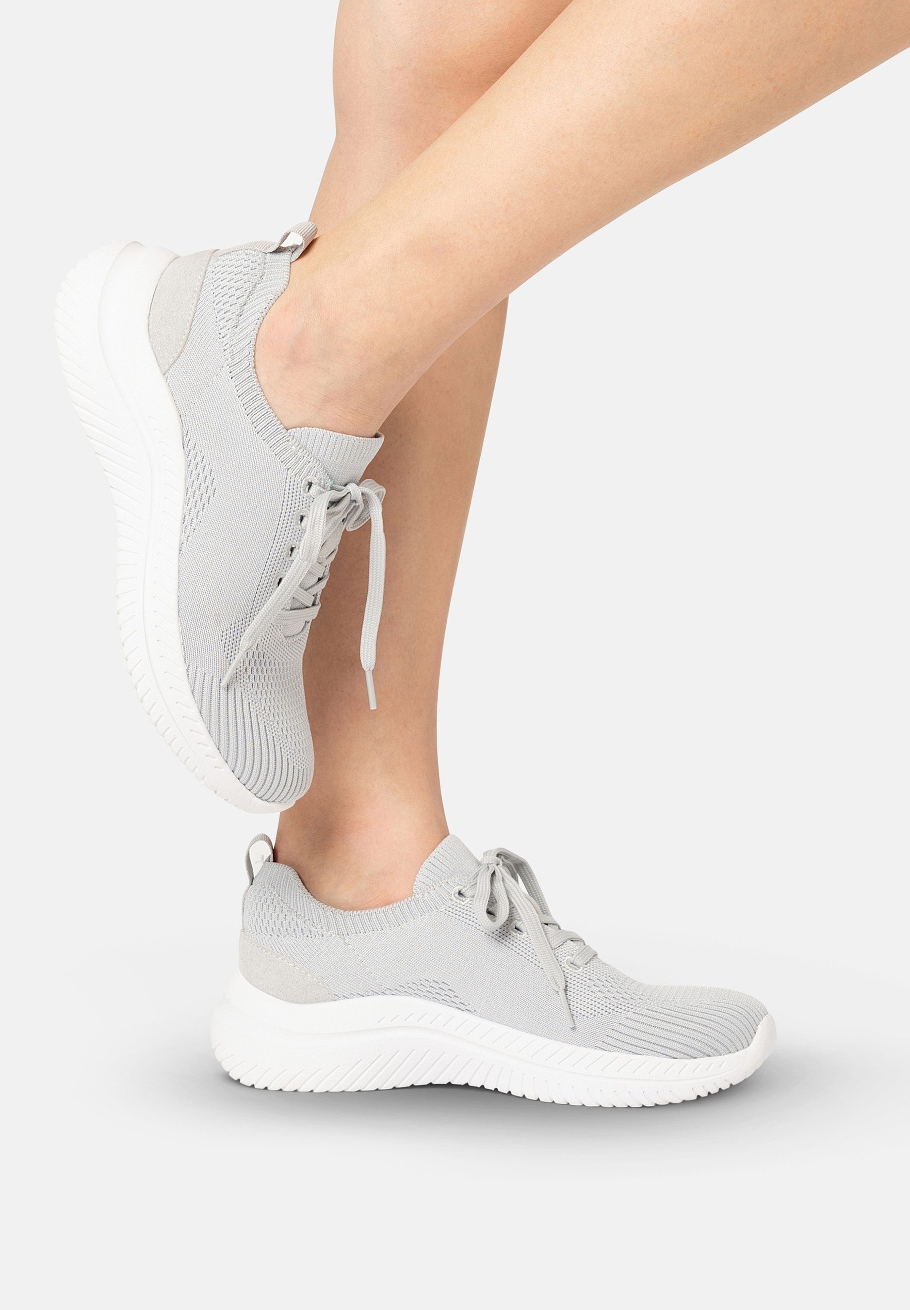 Elara Sneaker Sneaker
