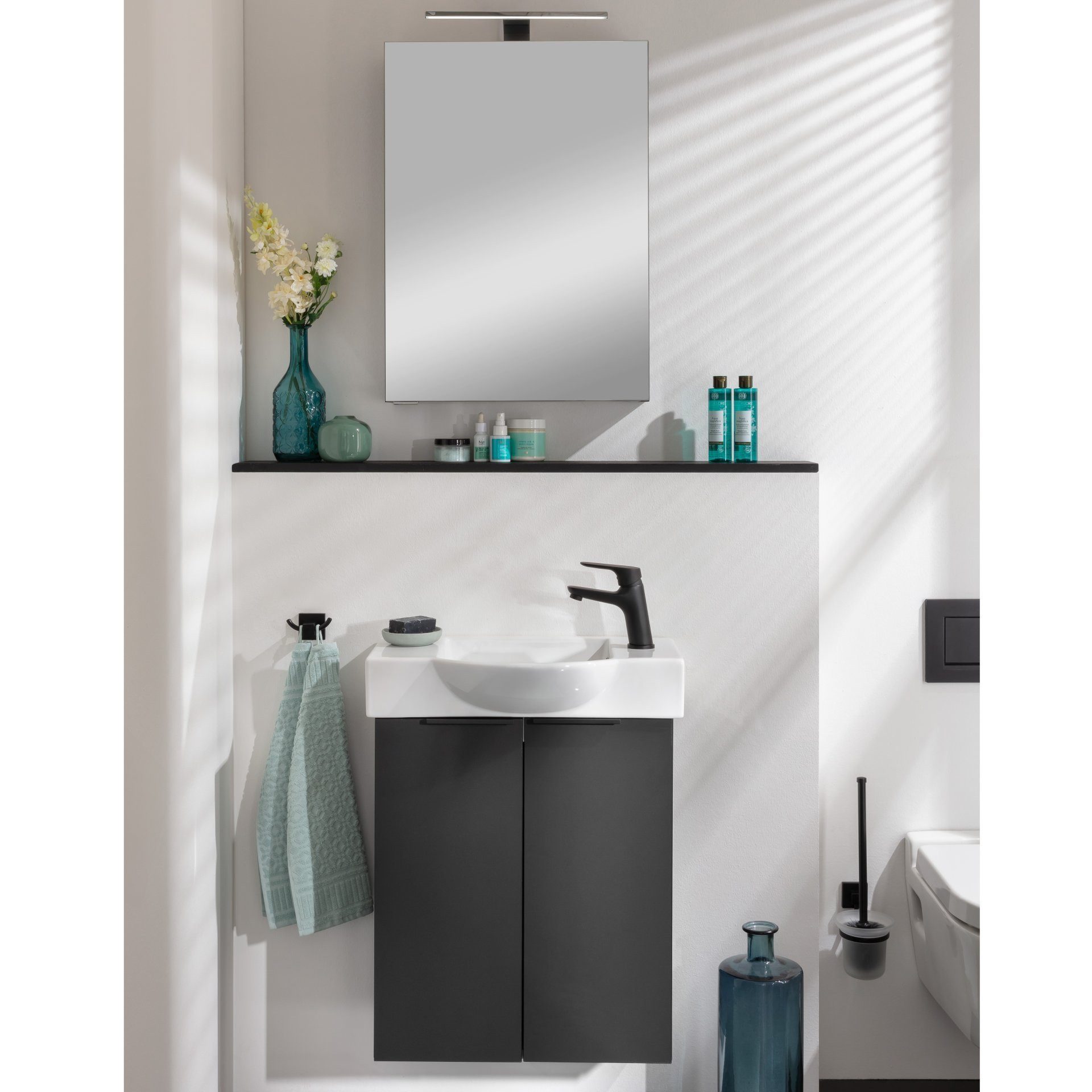 FACKELMANN Badmöbel-Set Badmöbel-Set, Waschtisch-Kombination, Badezimmermöbel, Gäste-WC Set