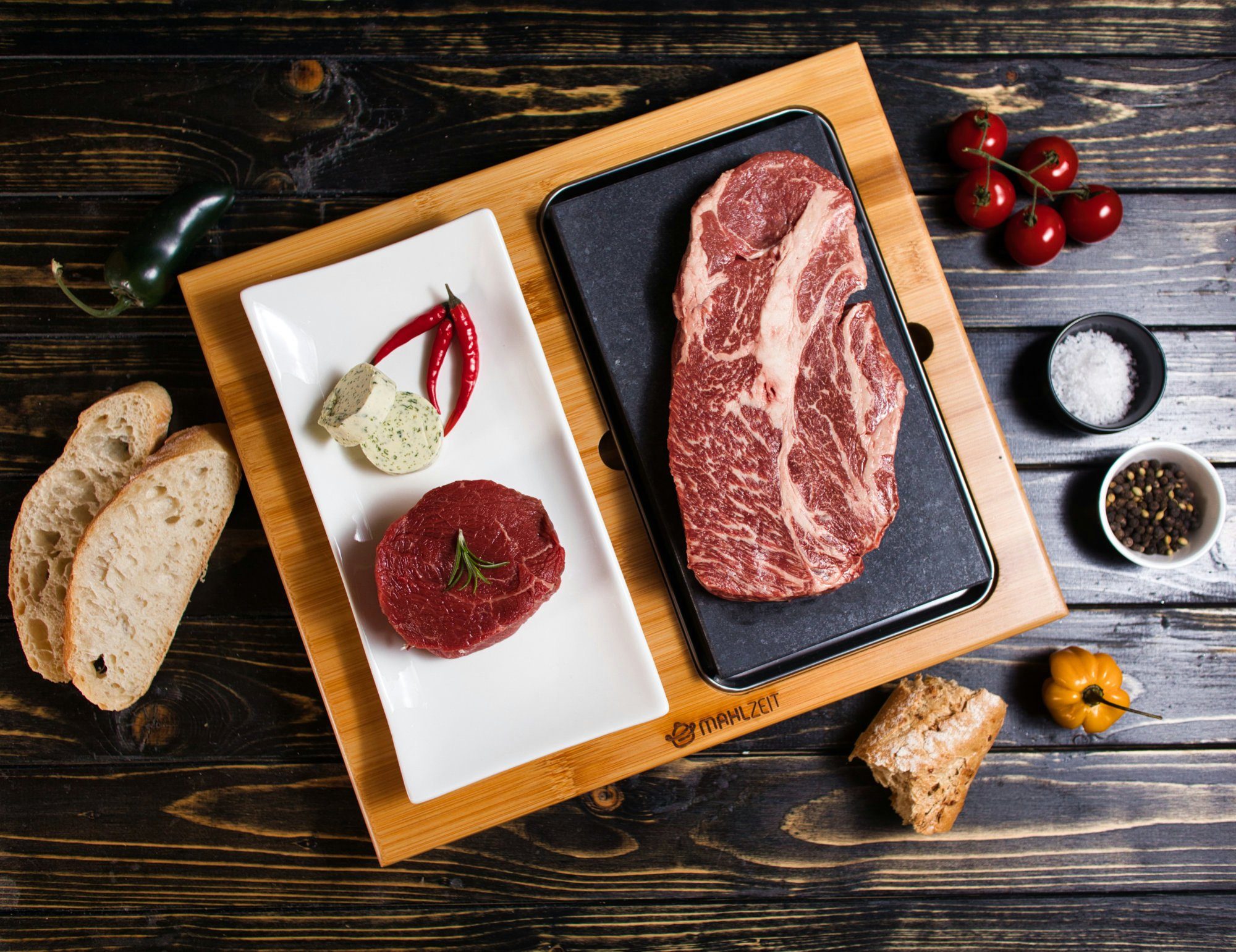 Mahlzeit Lavasteine Lavastein Set (4-teilig), Set mit heißem Stein, Teller und Holzbrett, (Set, Set mit heißem Stein, Teller und Holzbrett)