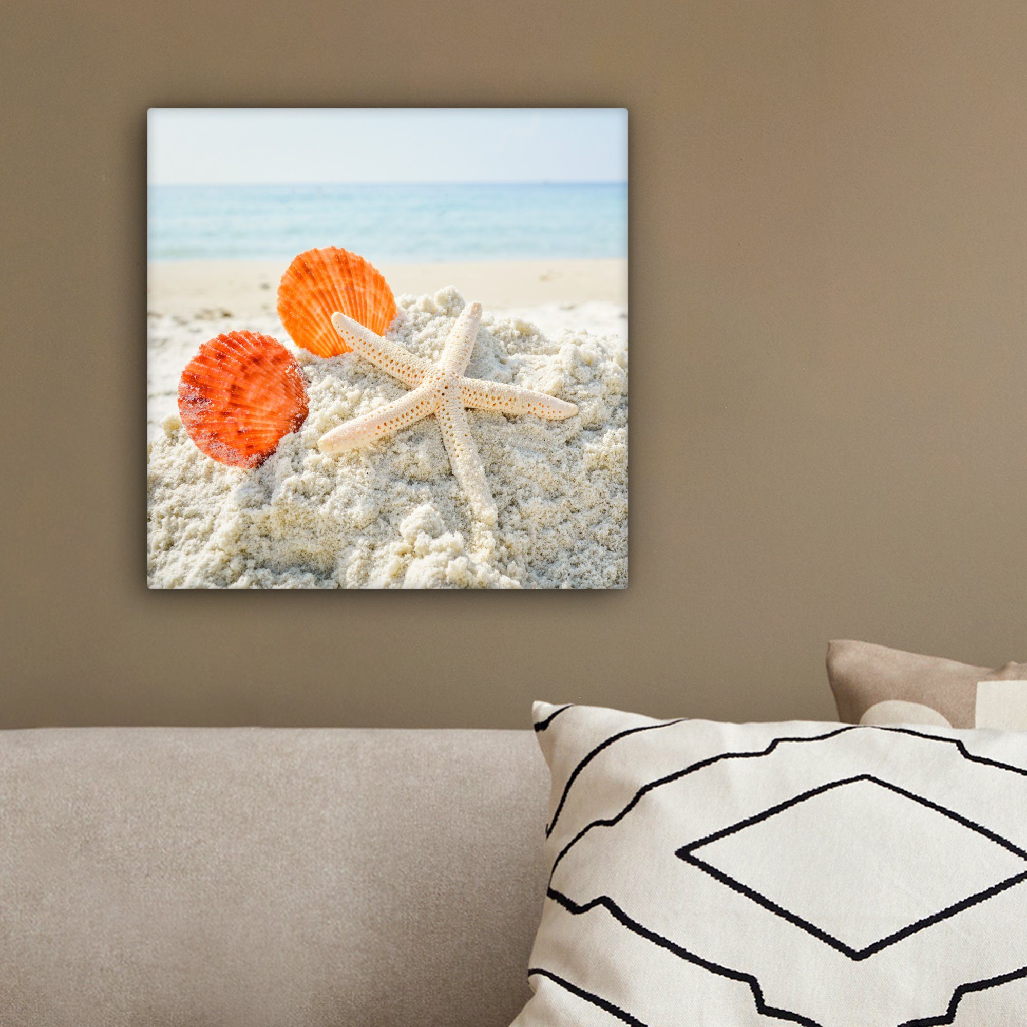 Wohnzimmer Leinwand cm (1 Schlafzimmer, - 20x20 OneMillionCanvasses® Bilder Seesterne, - St), Strand Muscheln Leinwandbild für