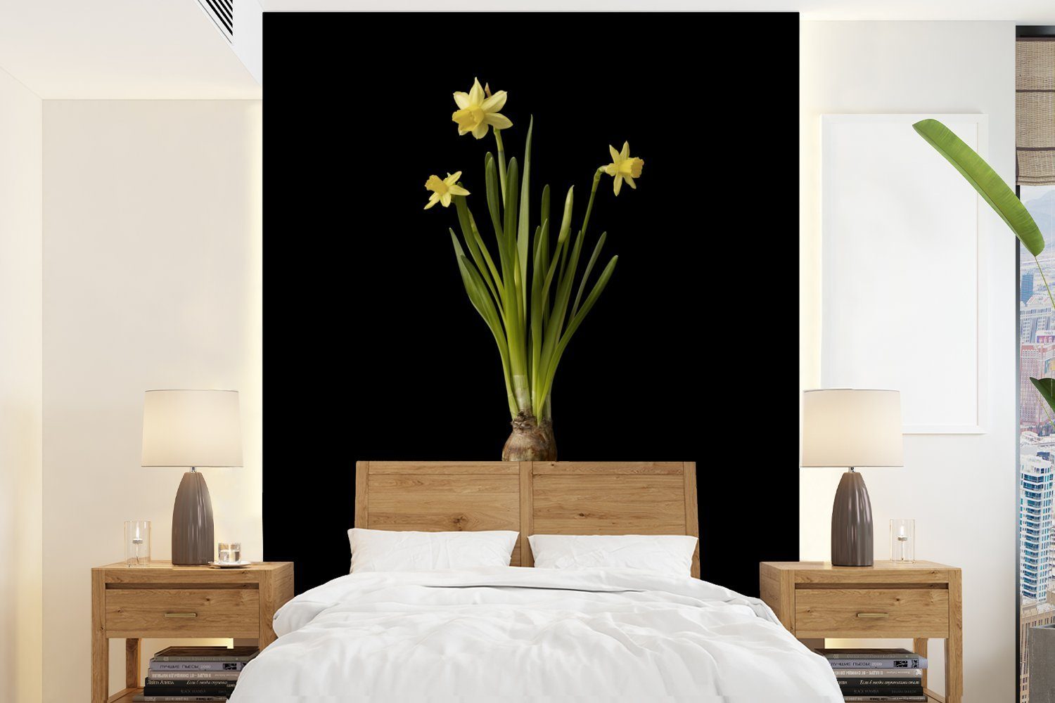 MuchoWow Fototapete Eine gelbe Narzisse auf schwarzem Hintergrund, Matt, bedruckt, (4 St), Montagefertig Vinyl Tapete für Wohnzimmer, Wandtapete | Fototapeten